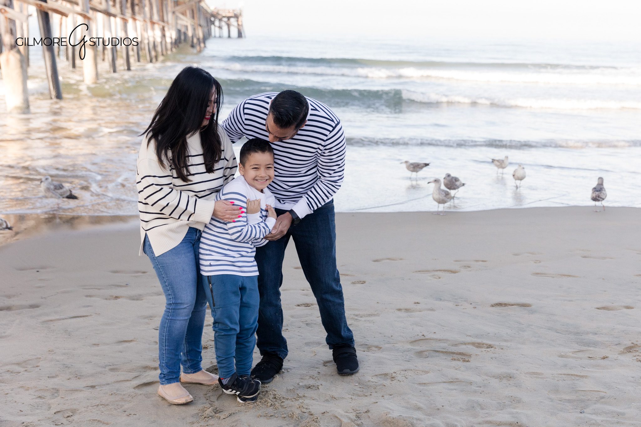 Beach birthday photography for a boy captured by a Newport Beach photographer

Newport Beach child photographer photographing a boy birthday session