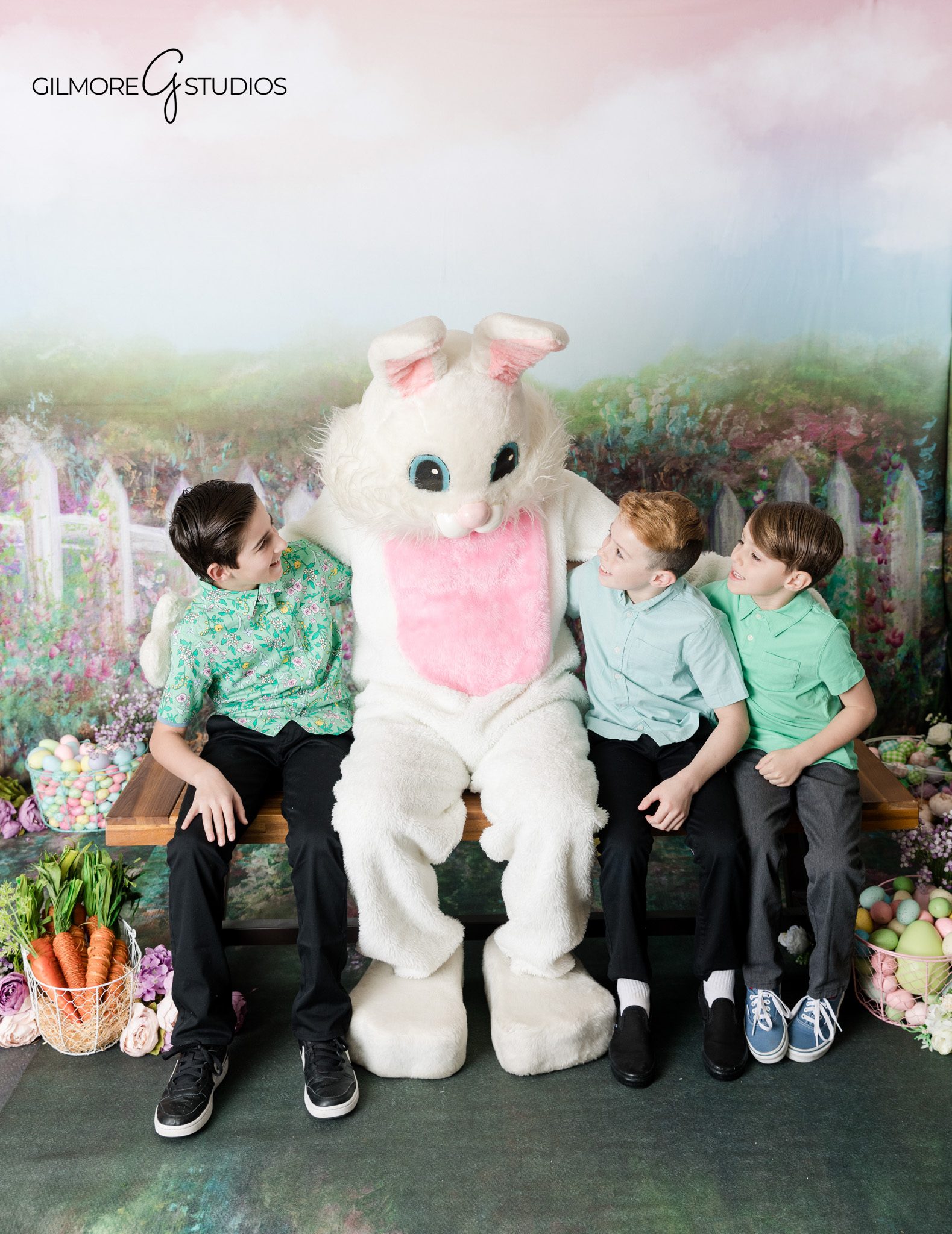 Professional Easter Bunny portrait photography in Orange County

Studio Easter Bunny photography session designed for young children