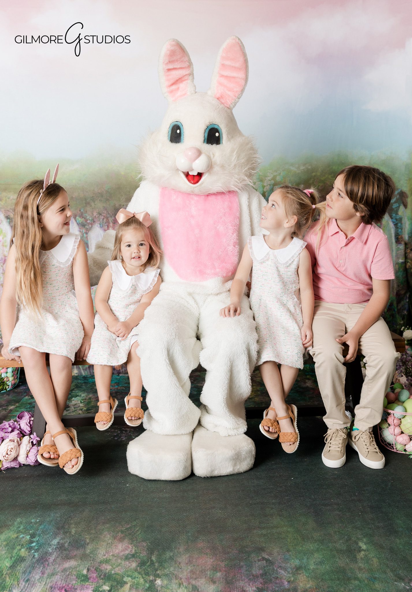 Studio Easter Bunny mini session photographed by a professional photographer

Easter Bunny family portrait photography with clean neutral styling