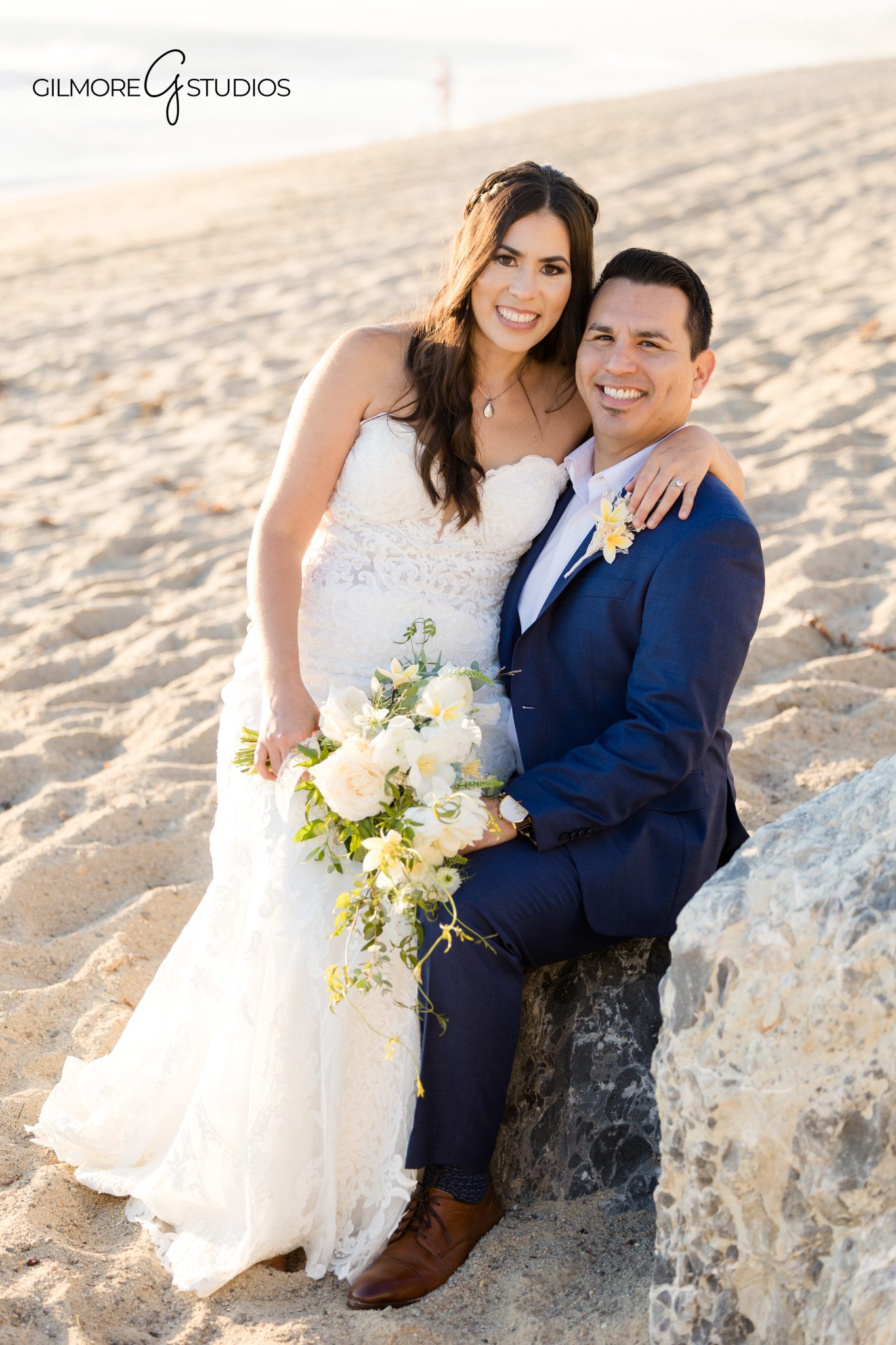 Coastal bridal portrait photography session captured professionally

San Clemente wedding photographer capturing timeless beach bridal portraits