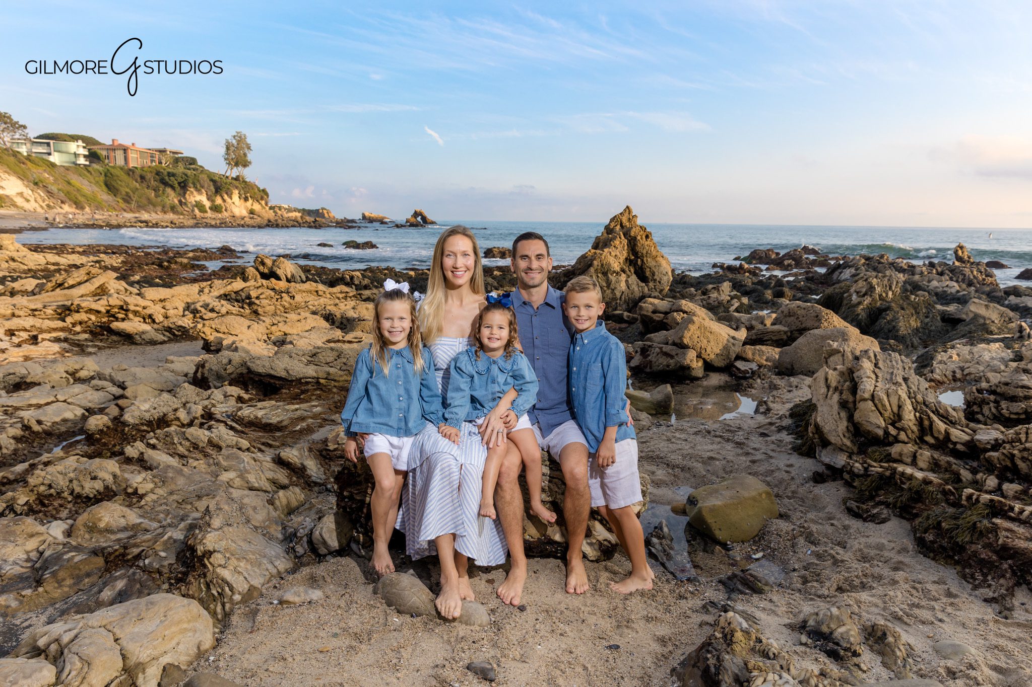 Newport Beach candid family photo session photographer

Beachside family photography Little Corona CA