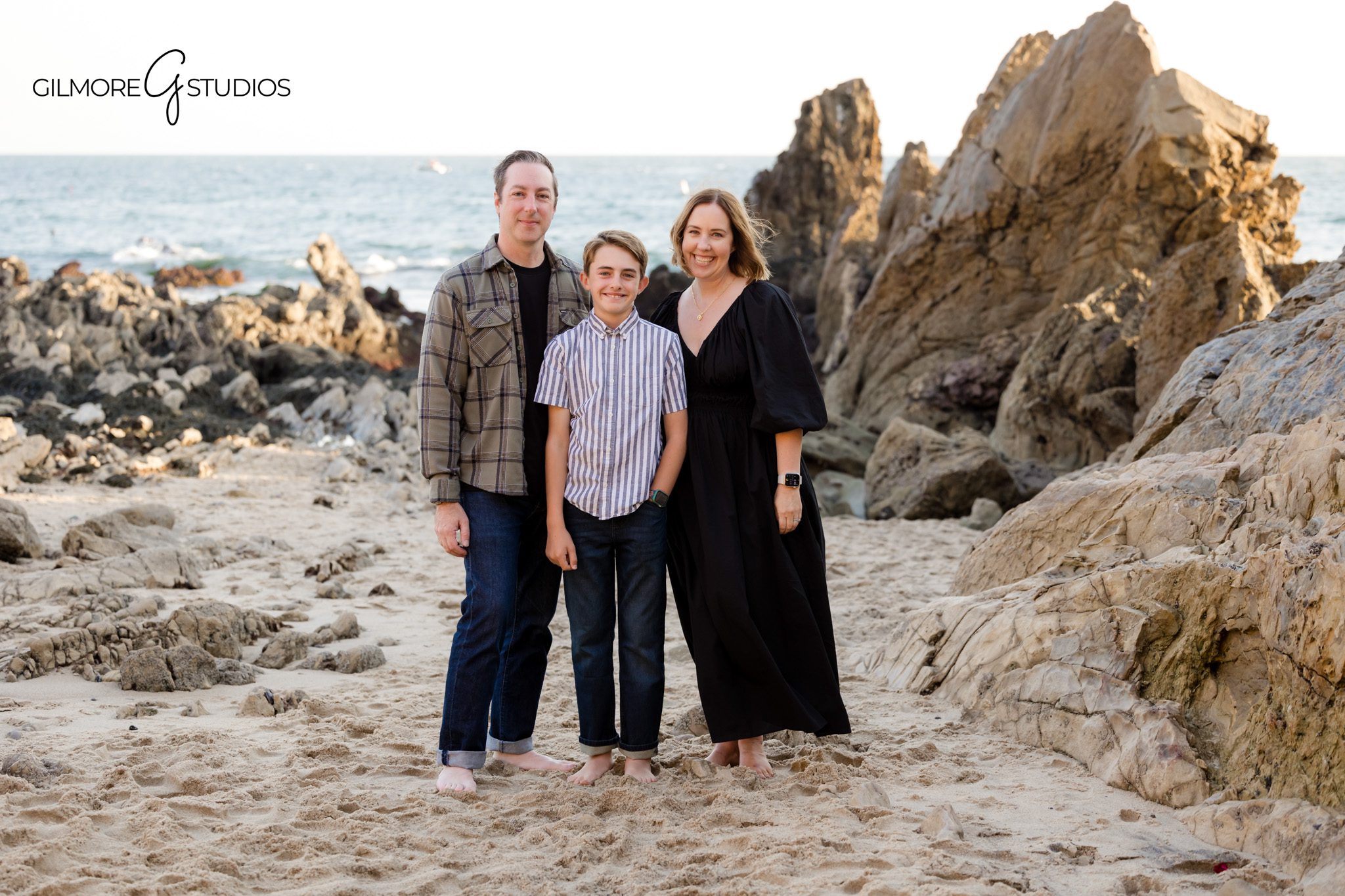 Newport Beach family photography session with natural movement at Little Corona CDM

Little Corona CDM family photographer capturing genuine family connection