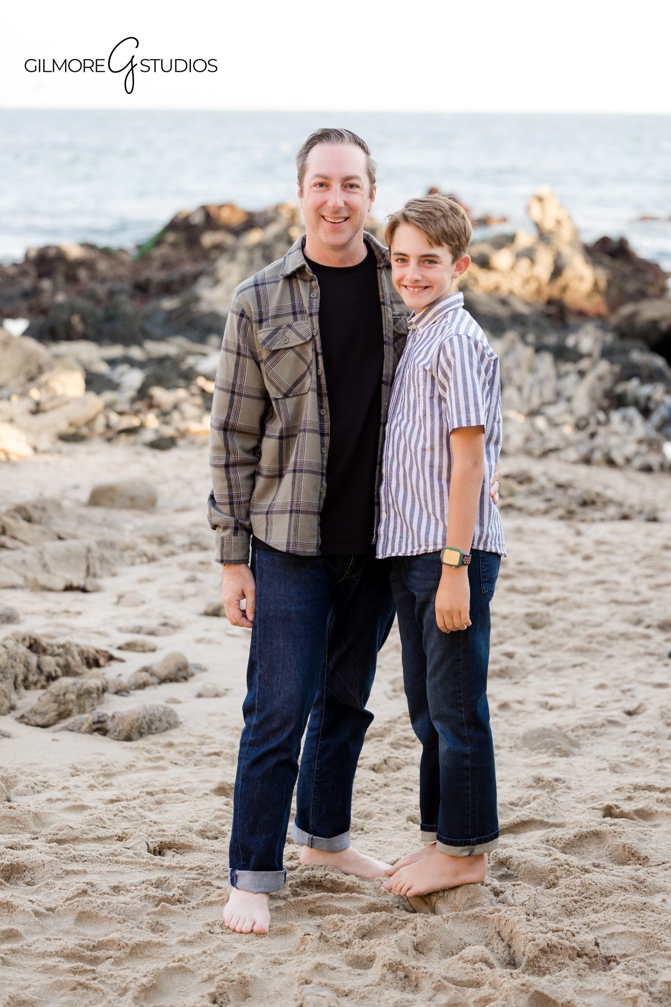 Family portrait photography at Little Corona CDM with ocean views and textured cliffs

Corona del Mar family beach portraits captured during a mini session at Little Corona CDM