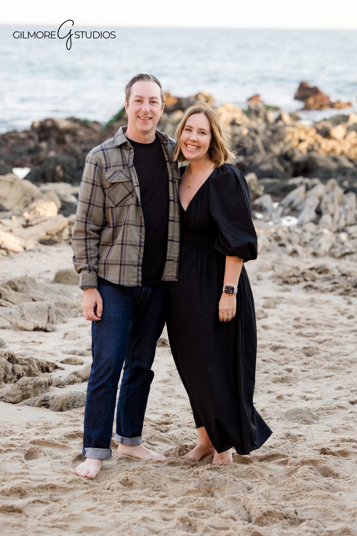 Newport Beach family photography session featuring barefoot children at Little Corona CDM

Little Corona CDM family portrait session captured with natural coastal scenery