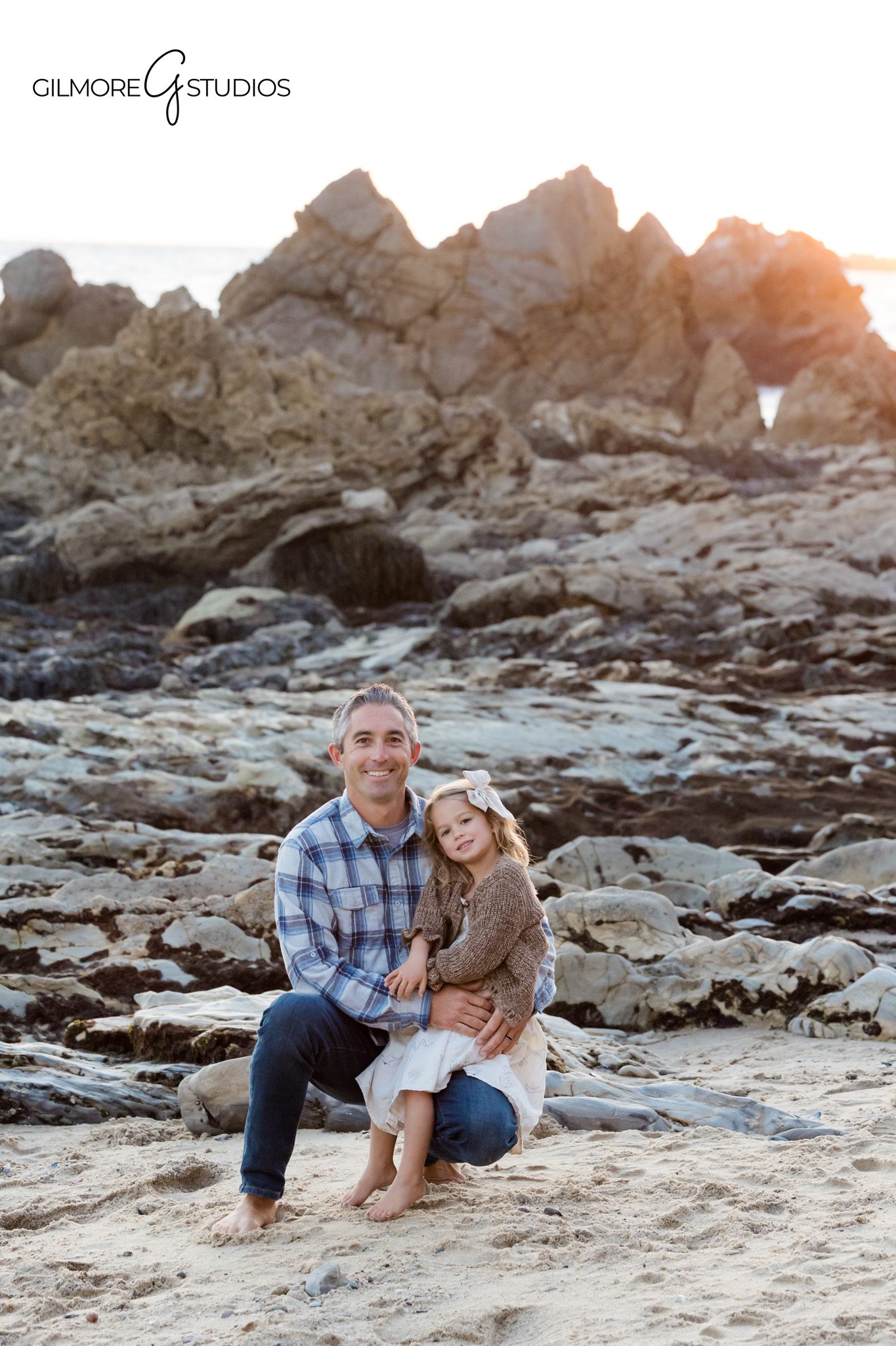 Family photography mini session Little Corona with relaxed coastal feel

Newport Beach family photographer capturing playful family interaction