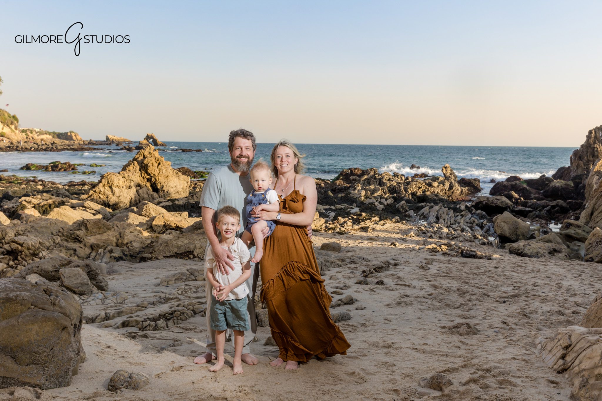 Little Corona Beach family portrait session with parents and children photographed by a Newport Beach family photographer

Newport Beach family photography session at Little Corona Beach with natural light and candid moments
