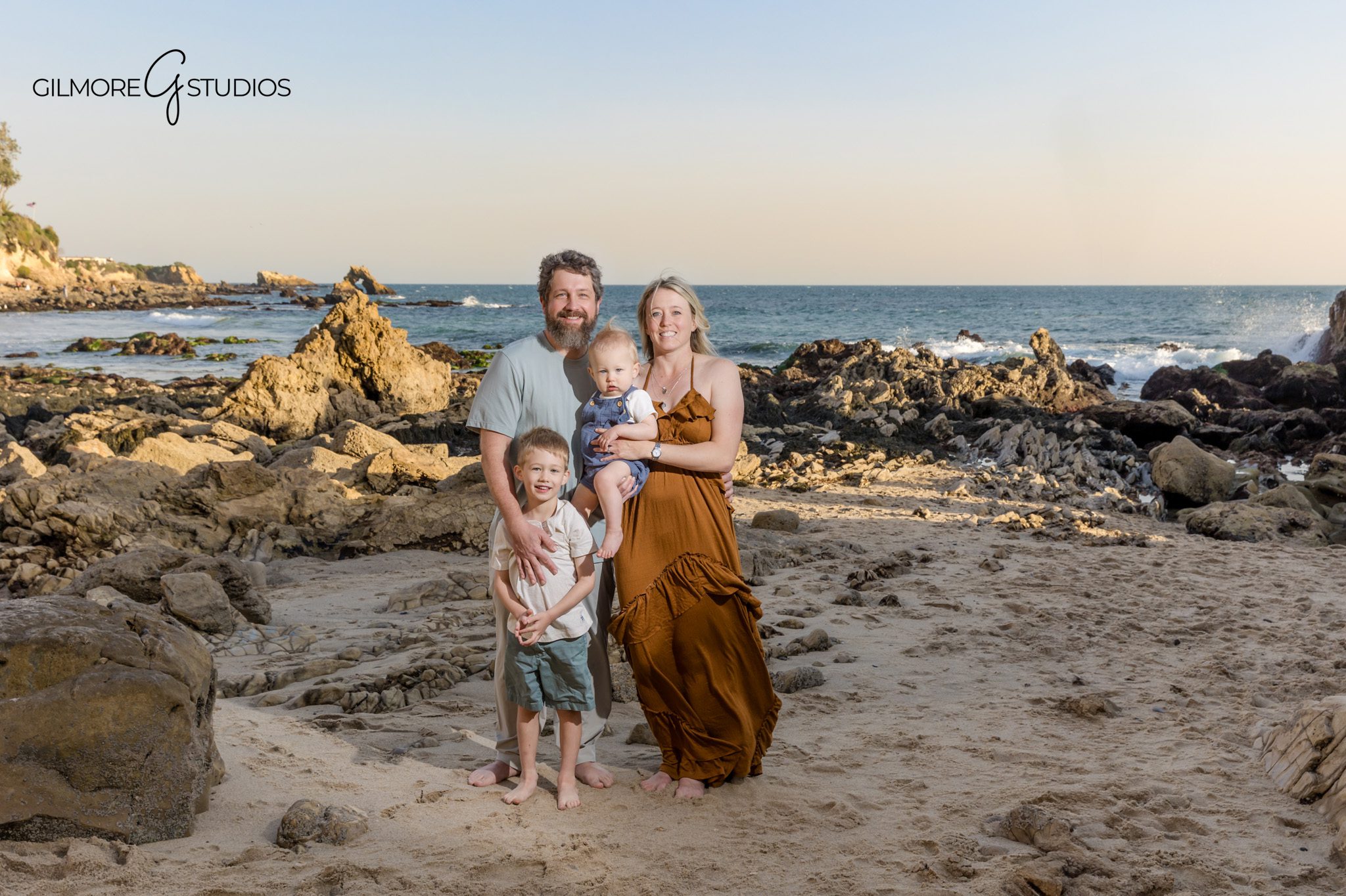 Corona del Mar family portrait photography captured at Little Corona Beach

Newport Beach family photography session with barefoot children at Little Corona Beach