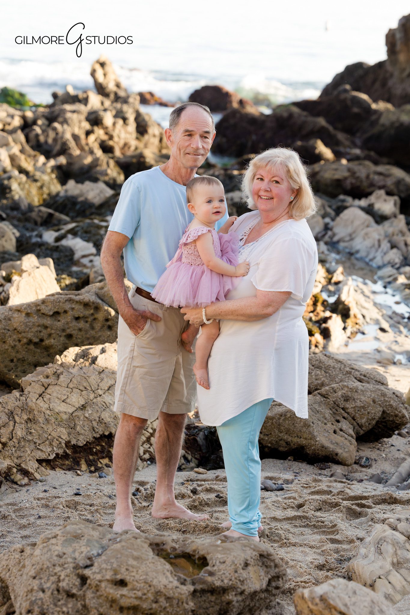 Newport Beach family portrait photography mini session at Little Corona

Little Corona Beach family mini photos photographed by an experienced photographer