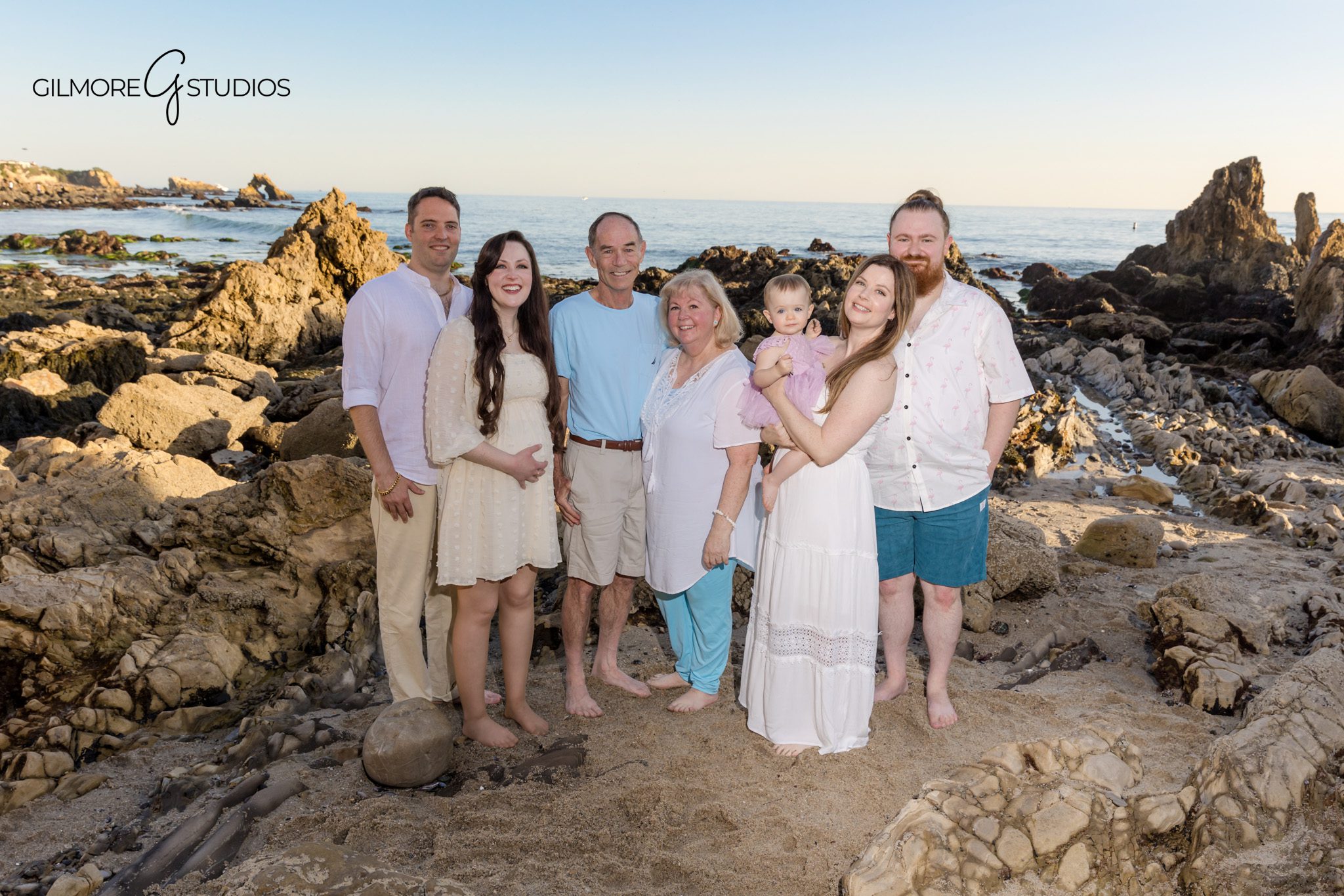 Newport Beach family photographer capturing a fast paced mini session at Little Corona

Corona del Mar family photography mini with candid interaction