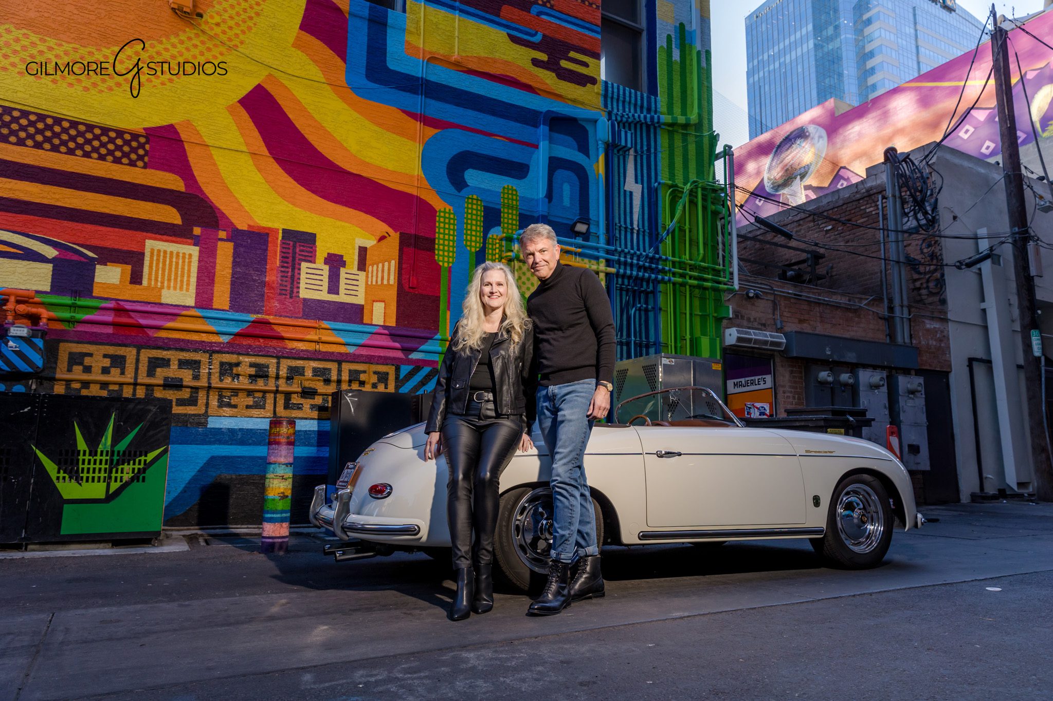 Luxury Porsche couple portrait session photographed with dramatic lighting

Phoenix Arizona couple photography session featuring luxury car styling