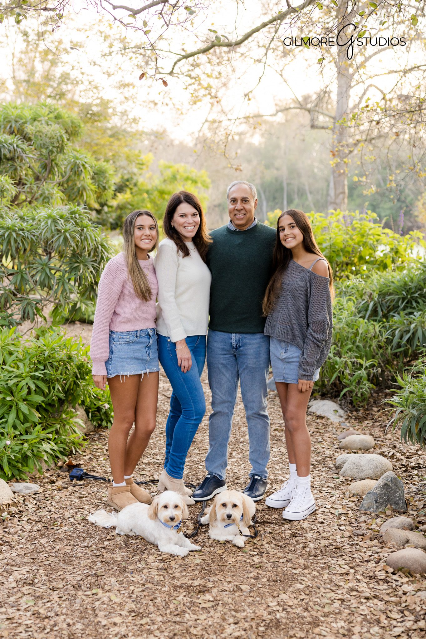 Orange County library photographer capturing natural lifestyle portraits.

HB Central Library photographer documenting family laughing together.