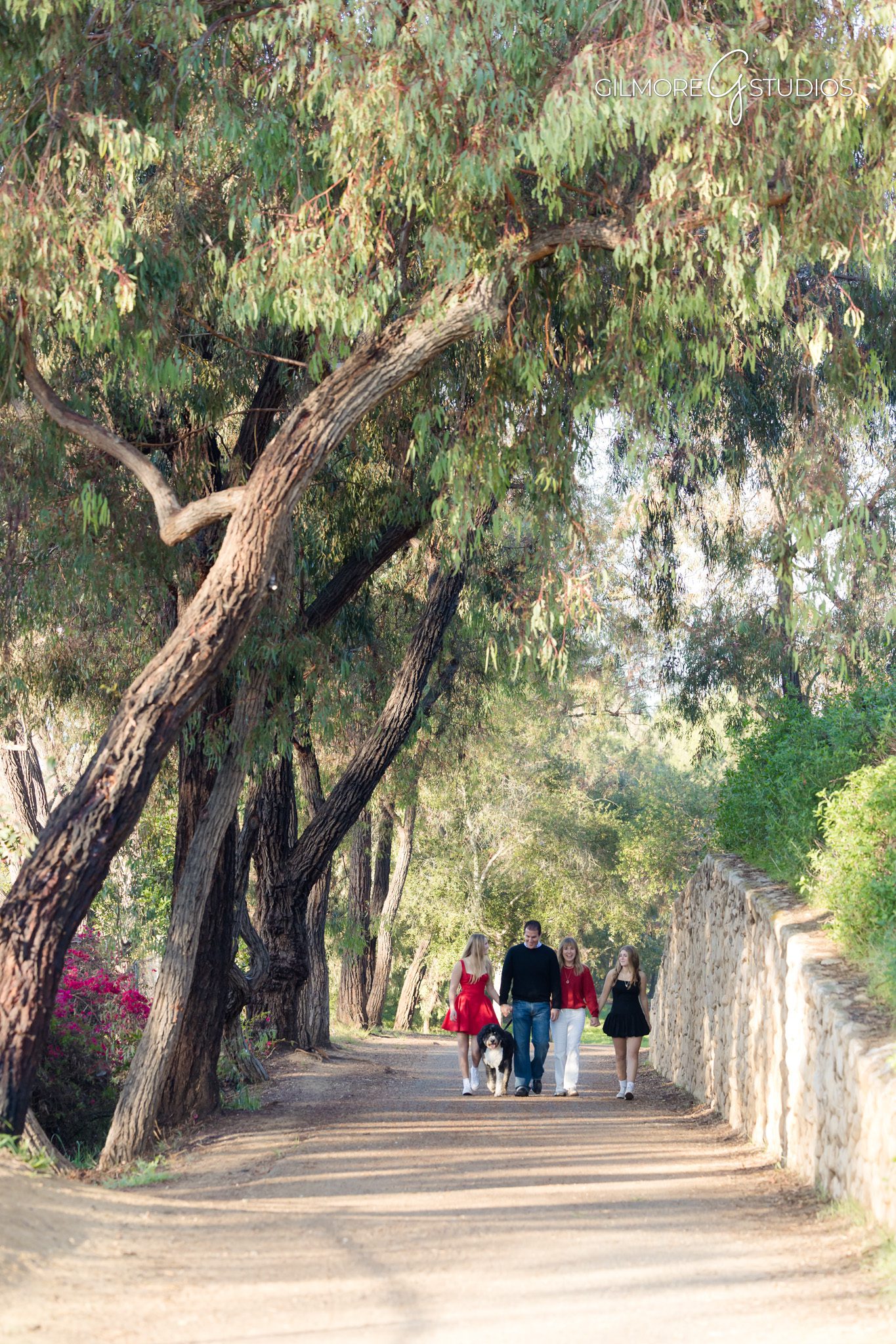 Newport Beach family photographer documenting a timeless family portrait

Coastal family photography Newport Beach featuring natural interaction