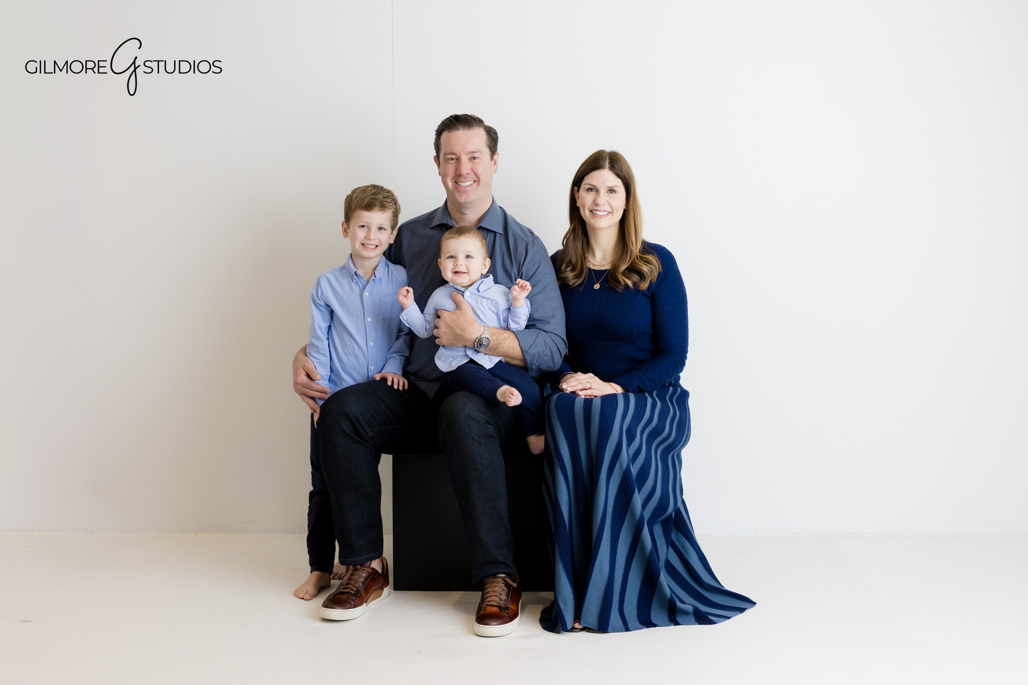 Portrait photography session photographed by an Arizona photographer

Professional portrait photographer documenting a Queen Creek portrait session