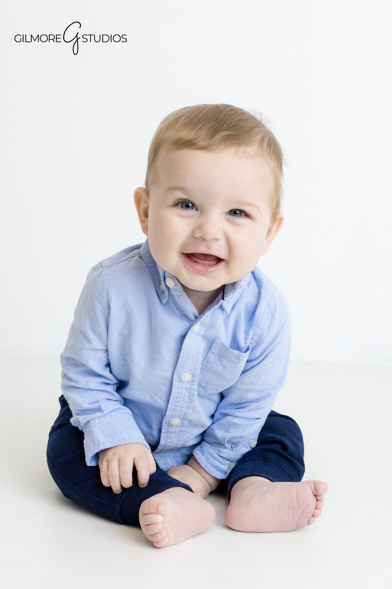 Gilbert AZ portrait photography with soft natural lighting

Arizona portrait photographer capturing authentic expression