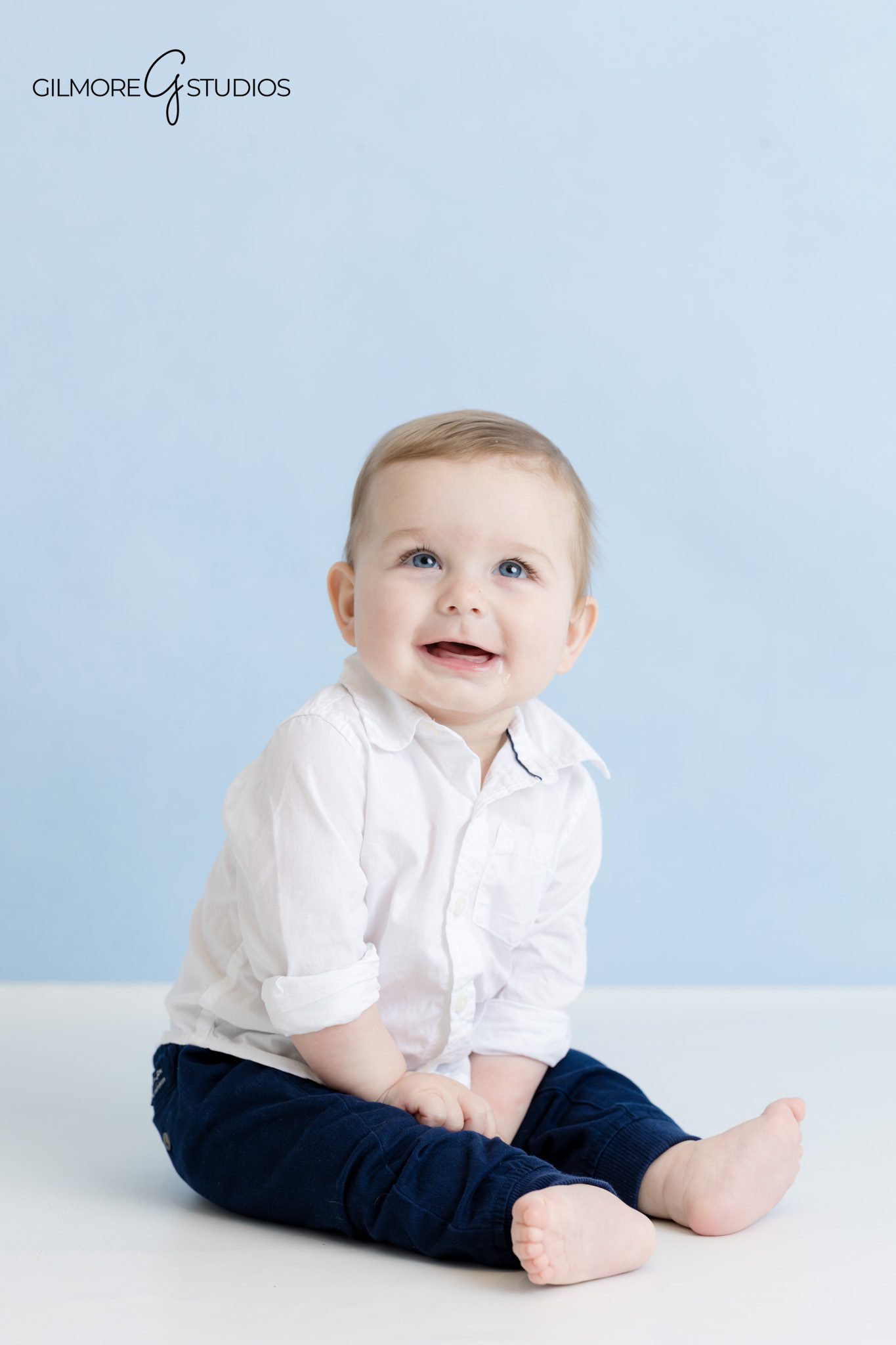 Portrait photography in Arizona featuring a clean modern portrait

Queen Creek portrait photographer creating a lifestyle portrait