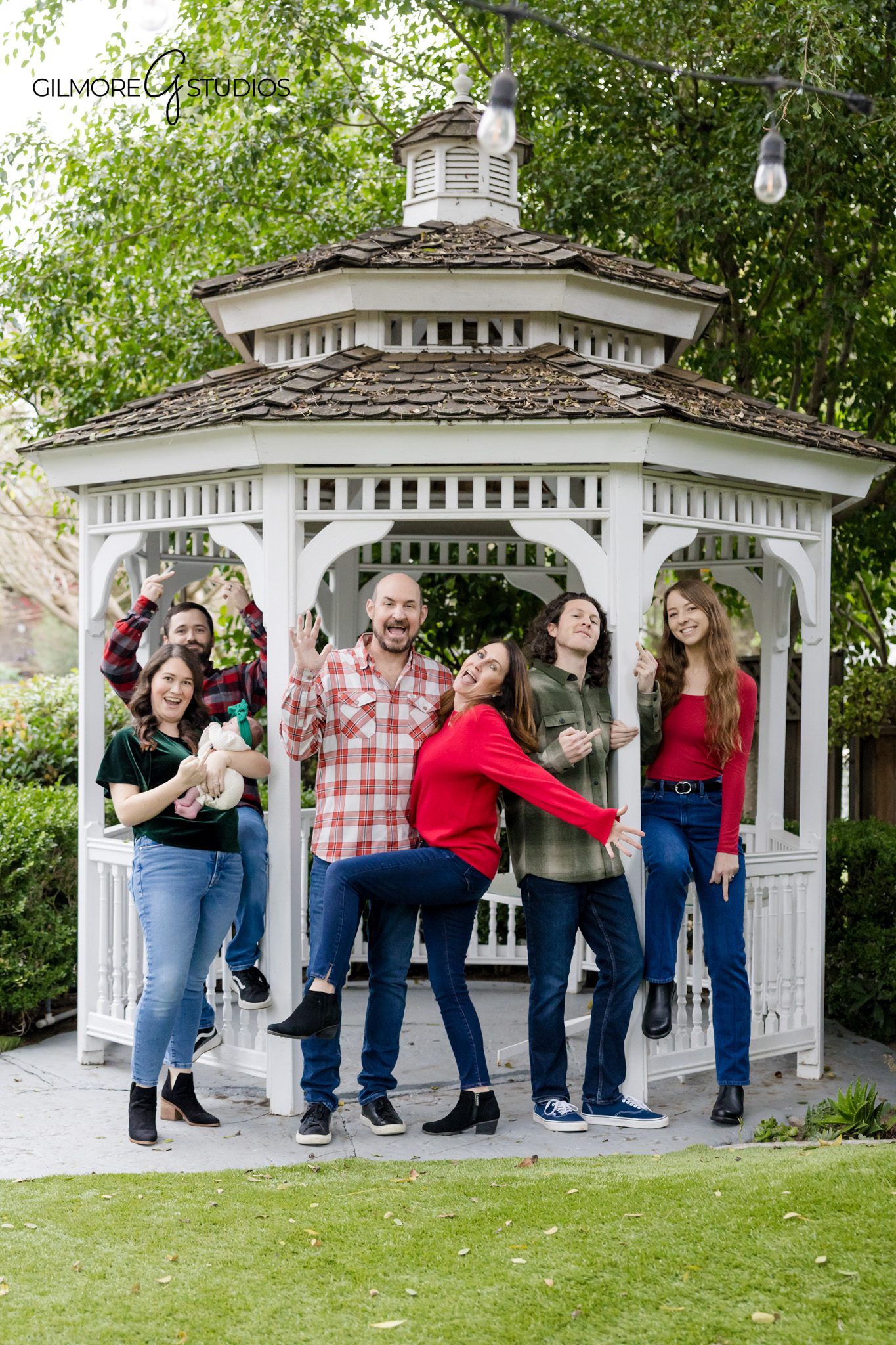 Newport Beach family photographer documenting candid family moments
Beach family portrait photography captured by an Orange County photographer