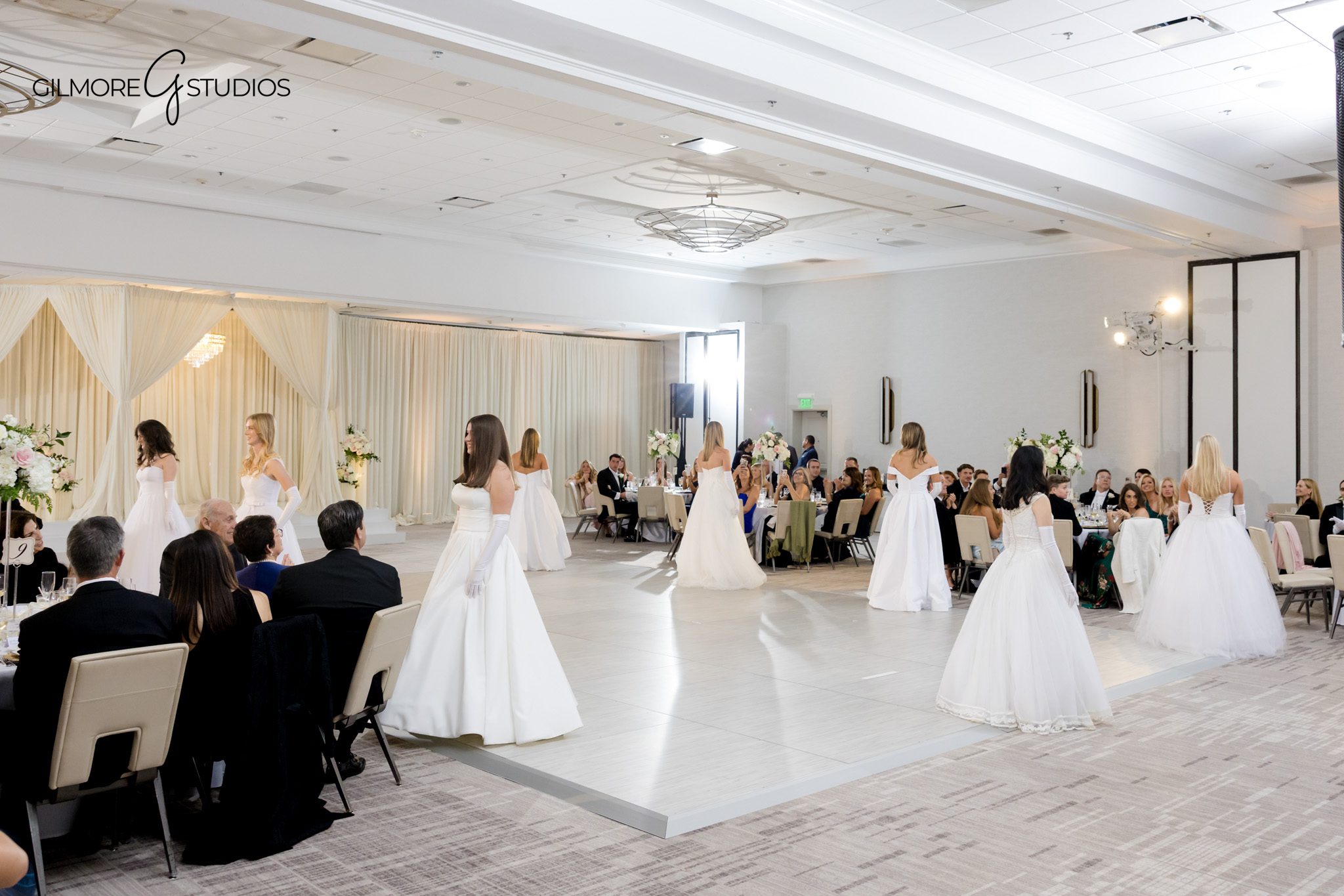 Formal milestone photography captured at an NCL event

Orange County event photographer documenting debutante ball traditions