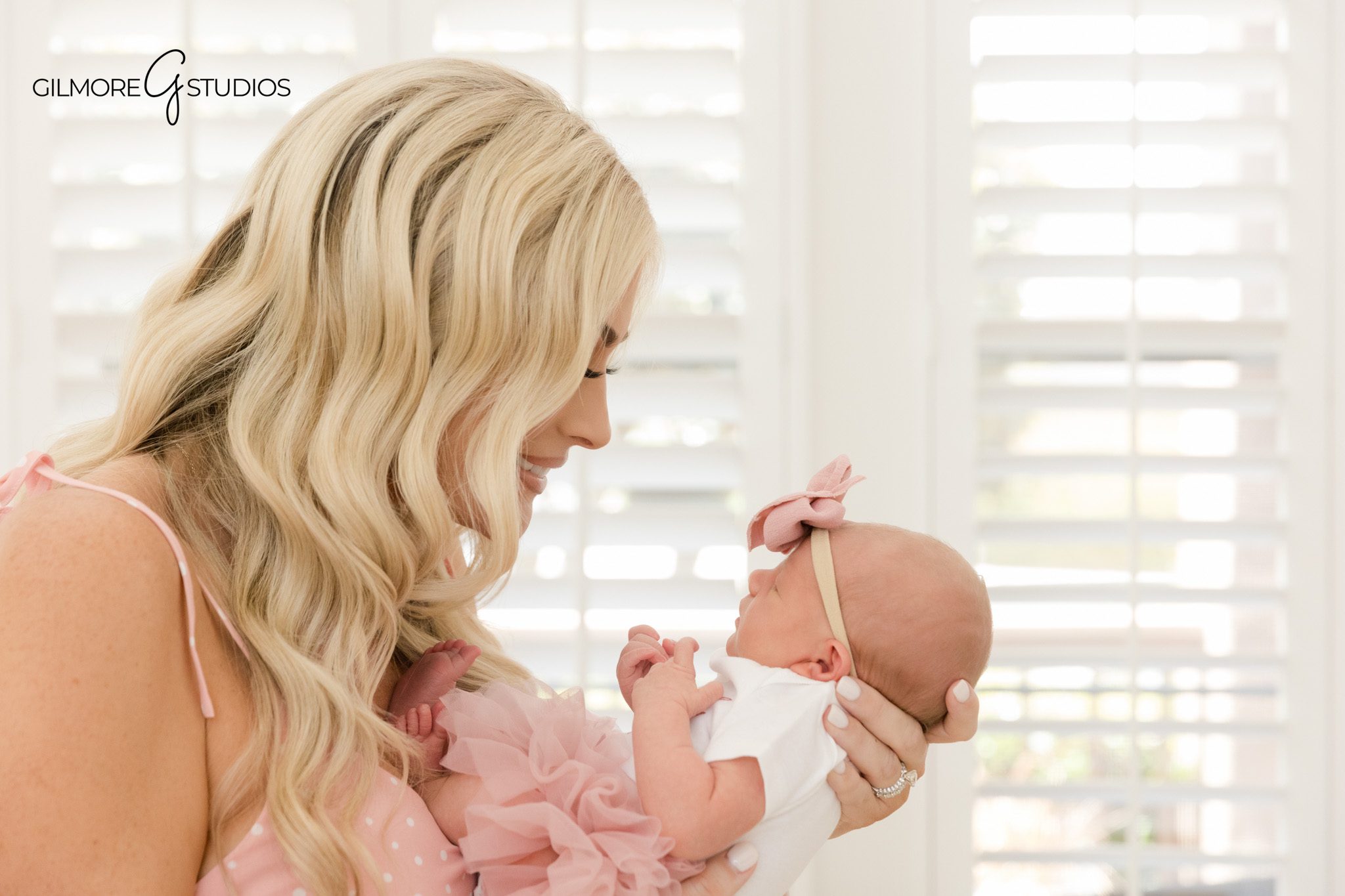 Newborn photography capturing early days

Newborn baby photographed with care