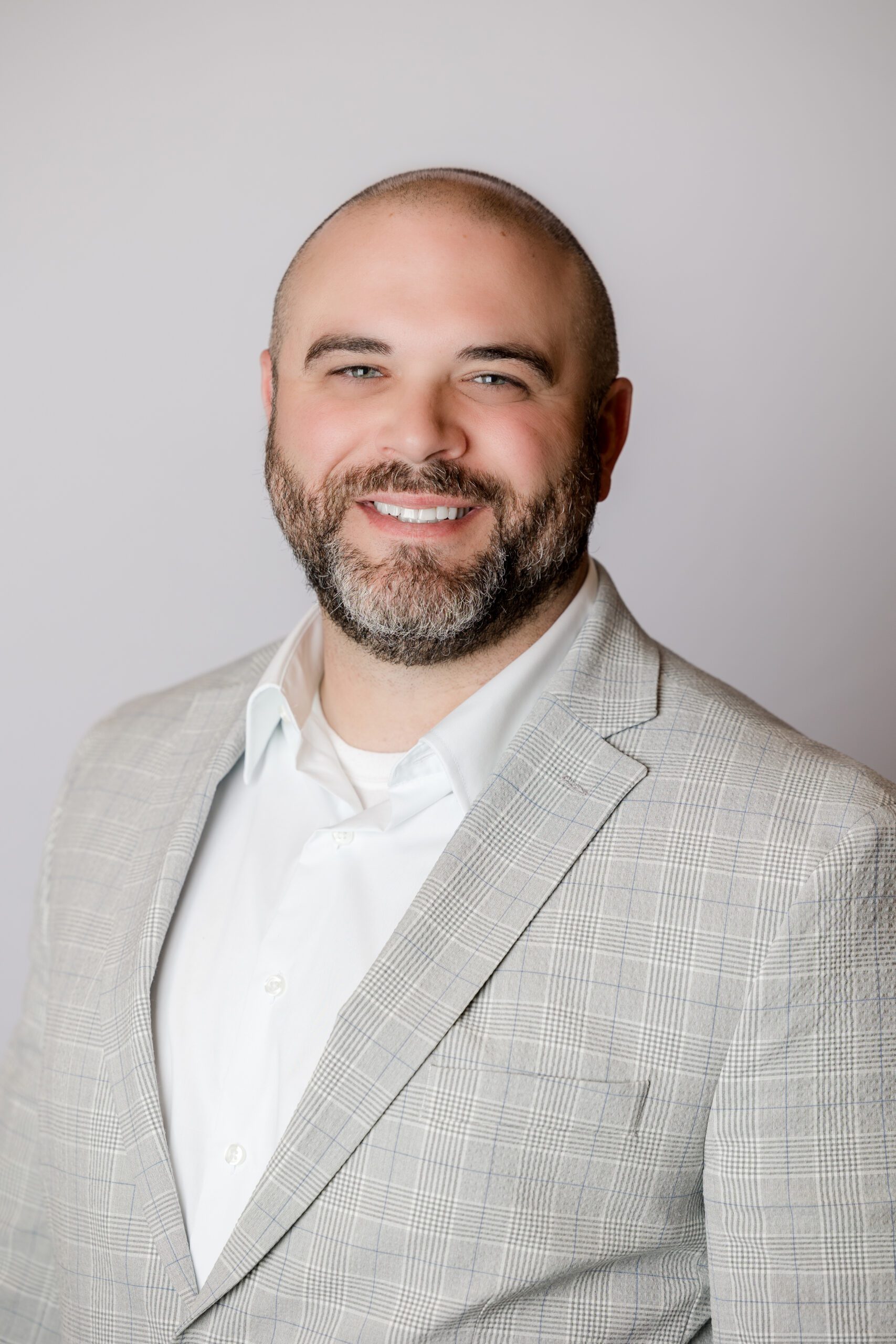 Business owner professional headshot photographed by Phoenix AZ commercial photographer

Modern personal branding headshots in Phoenix Arizona photography studio