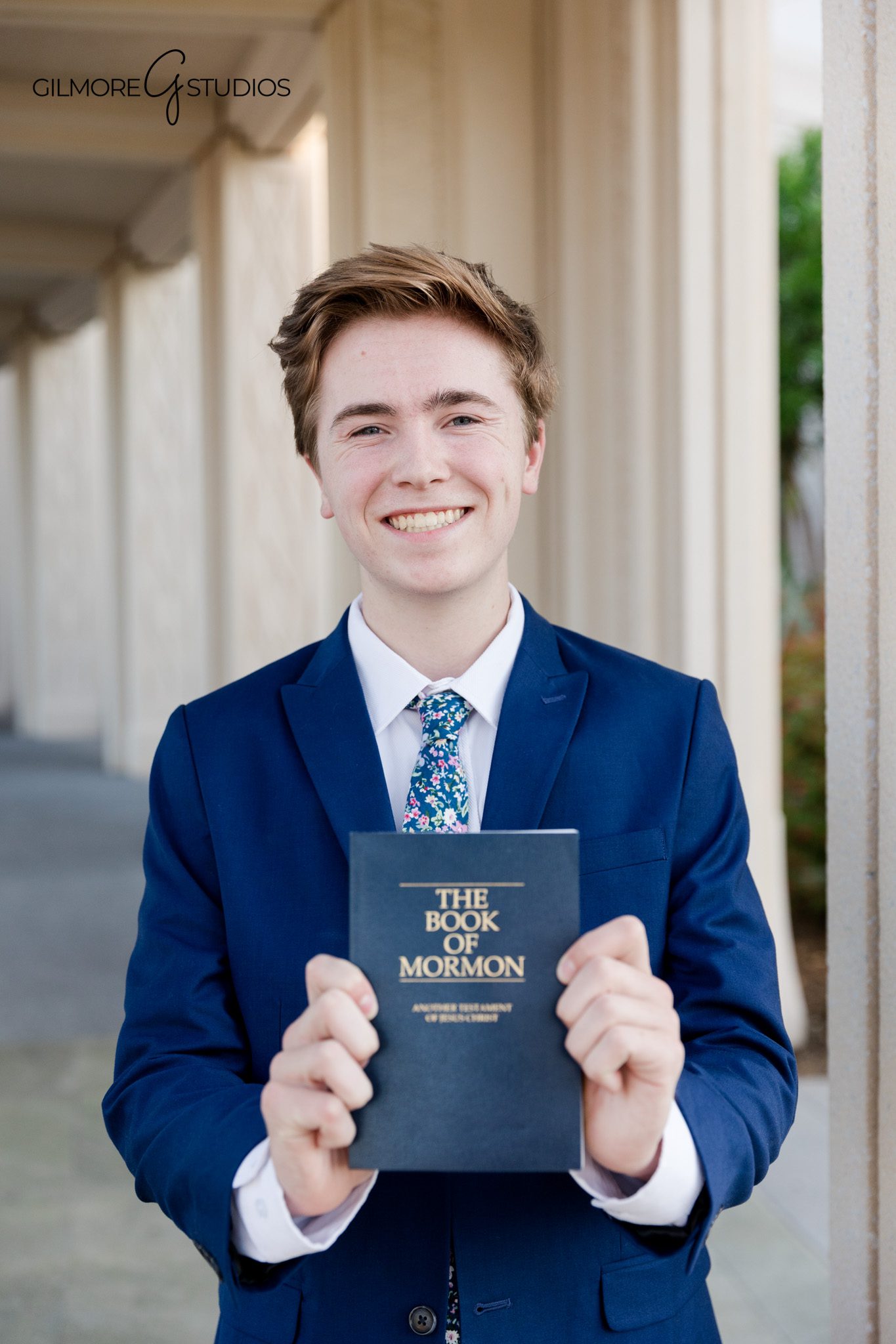 LDS missionary portrait photographed by a professional missionary photographer

Missionary photography session captured by a Gilbert AZ photographer