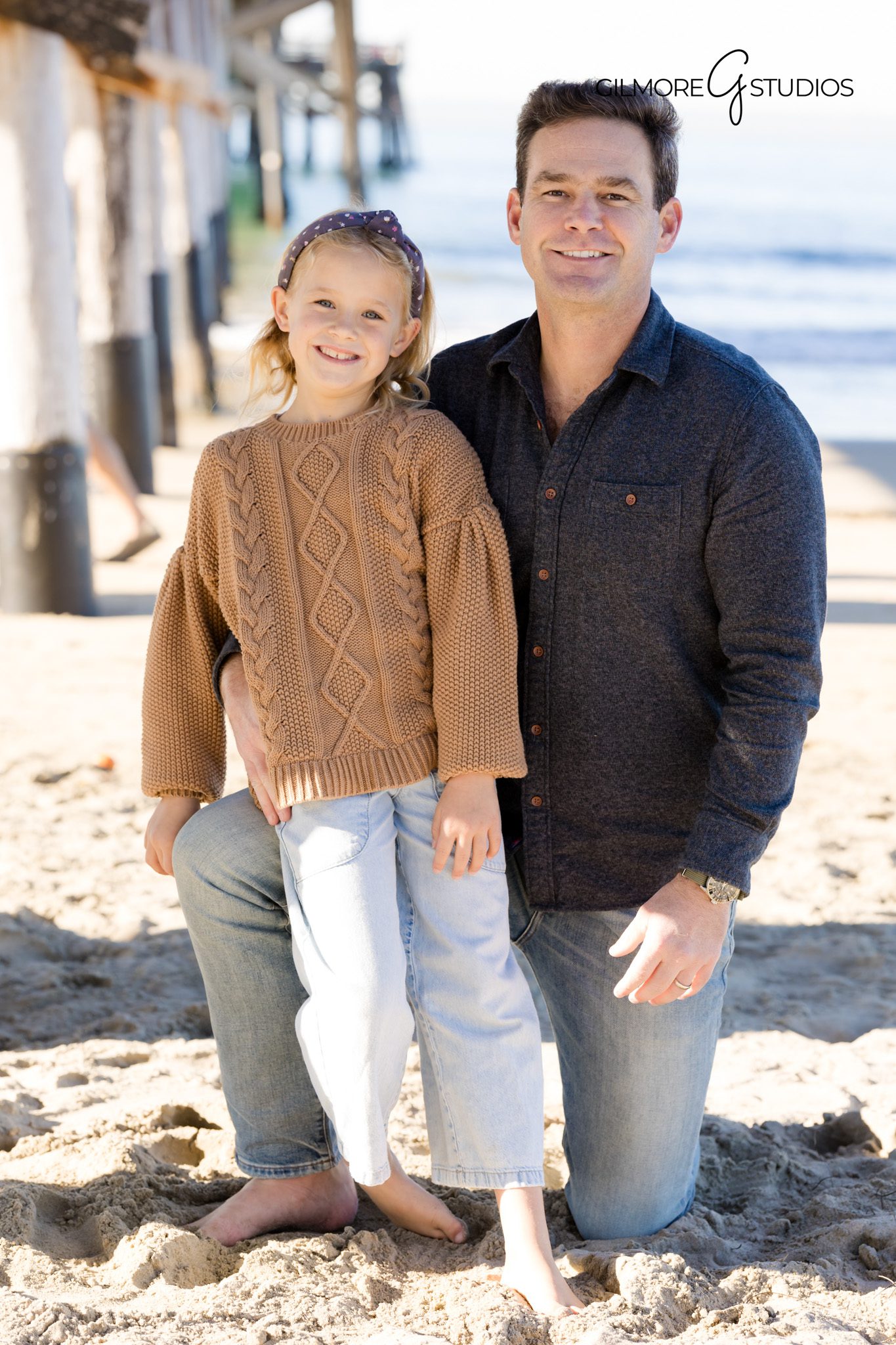 Relaxed subject captured in portrait

Portrait showing natural confidence