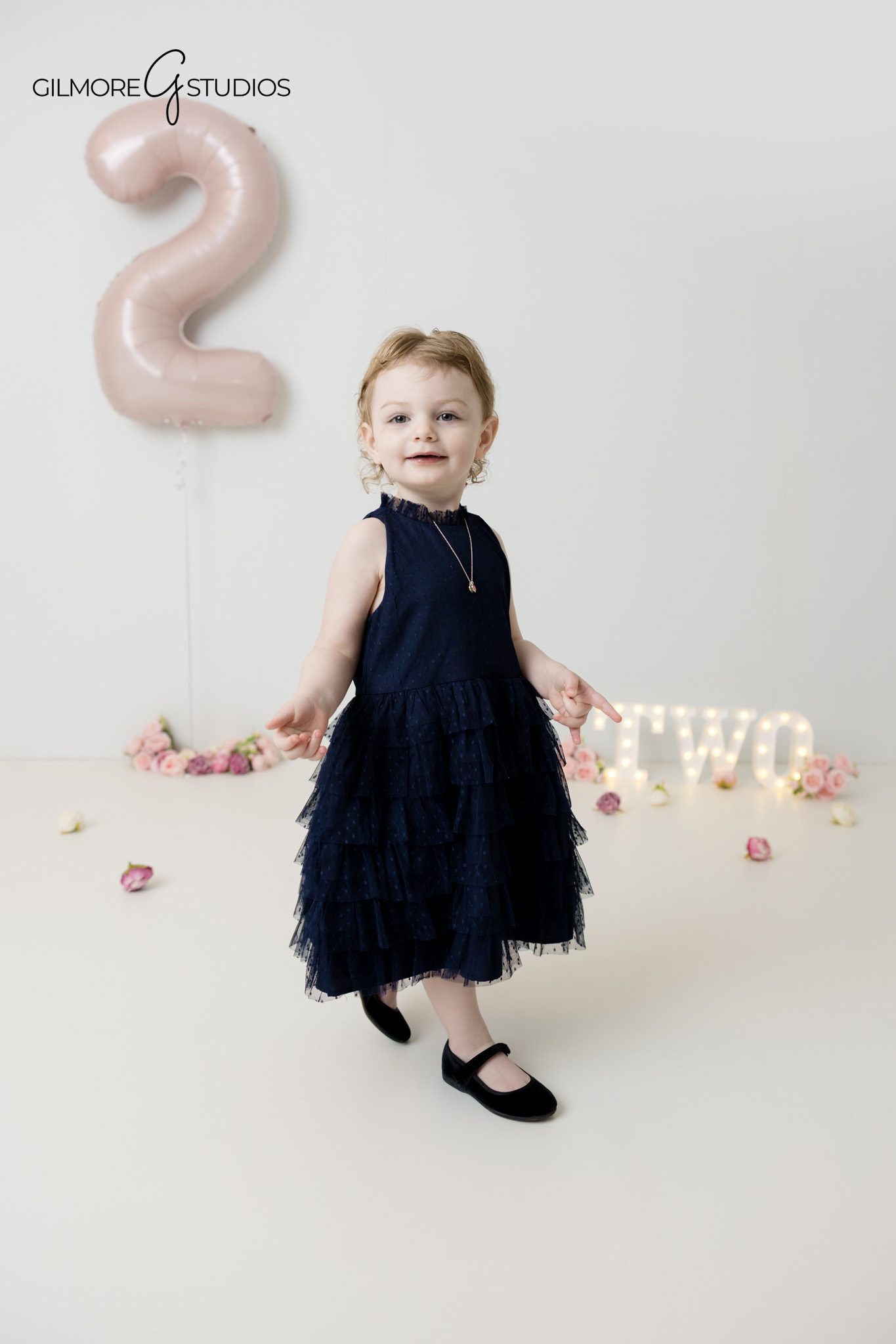 Relaxed family moment during photography
Family enjoying genuine interaction