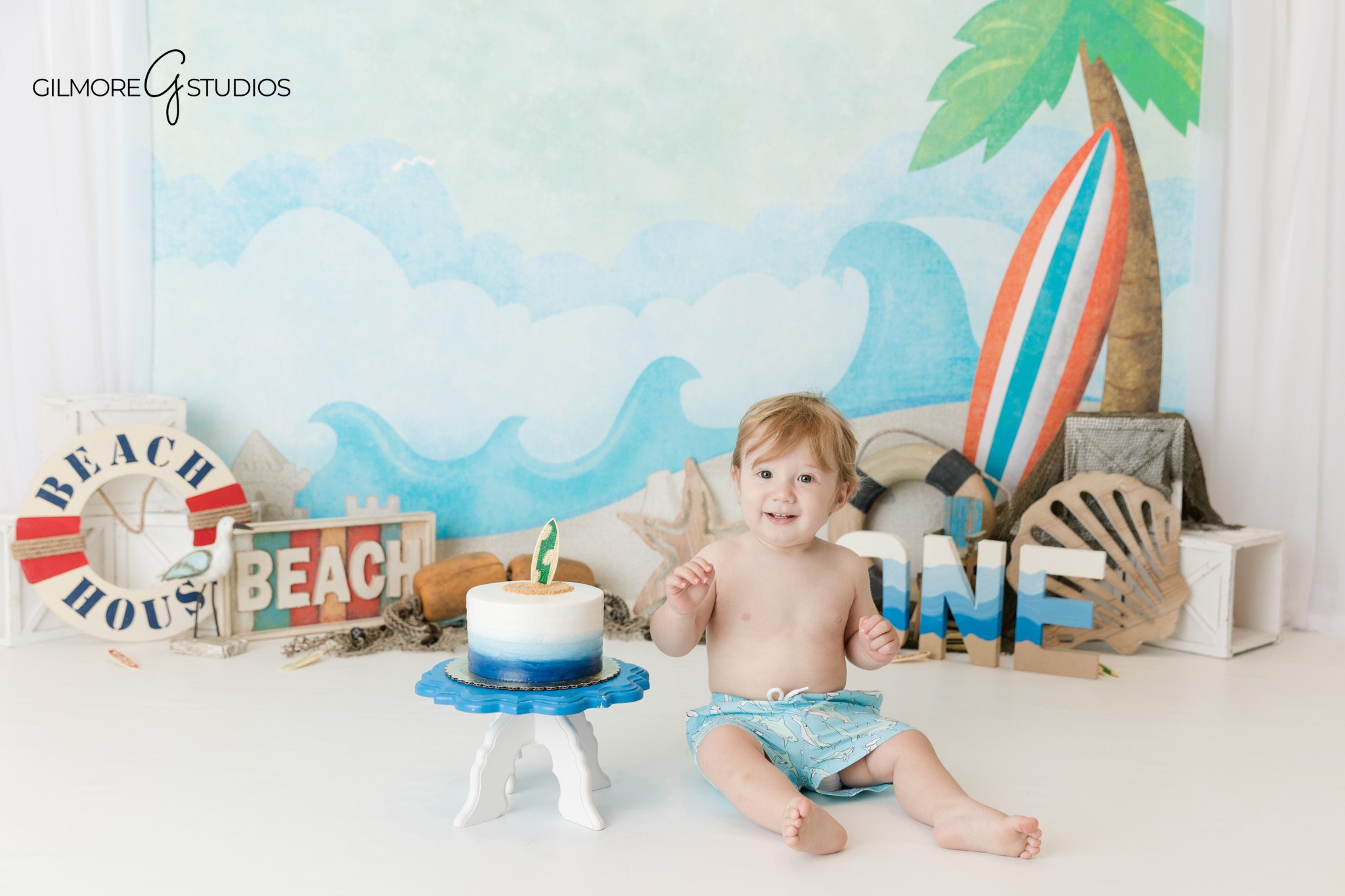 Baby milestone photography session beach theme Orange County California
Indoor beach themed cake smash photography Orange County