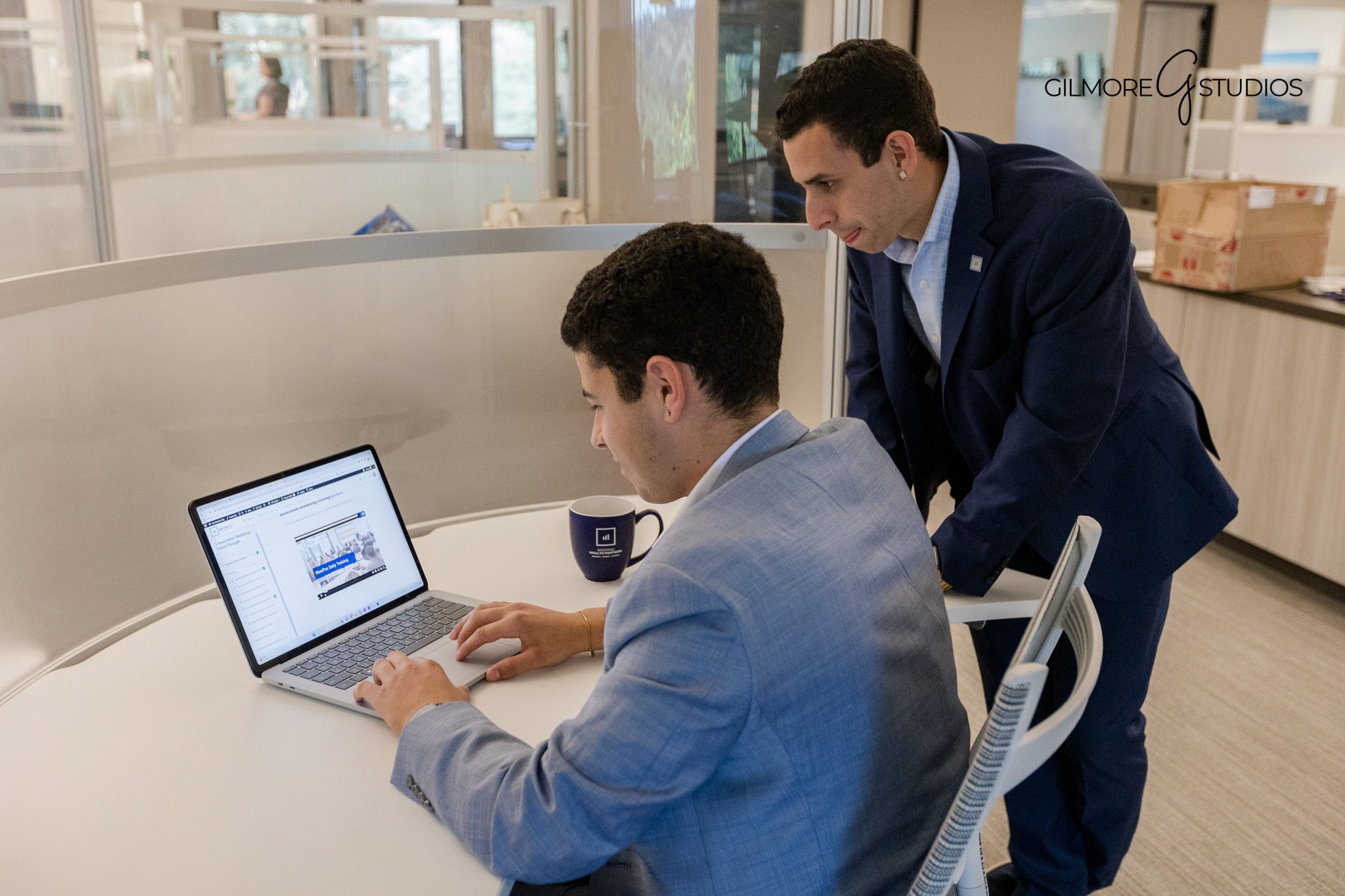 Scottsdale business conference photography

Arizona corporate photographer at event