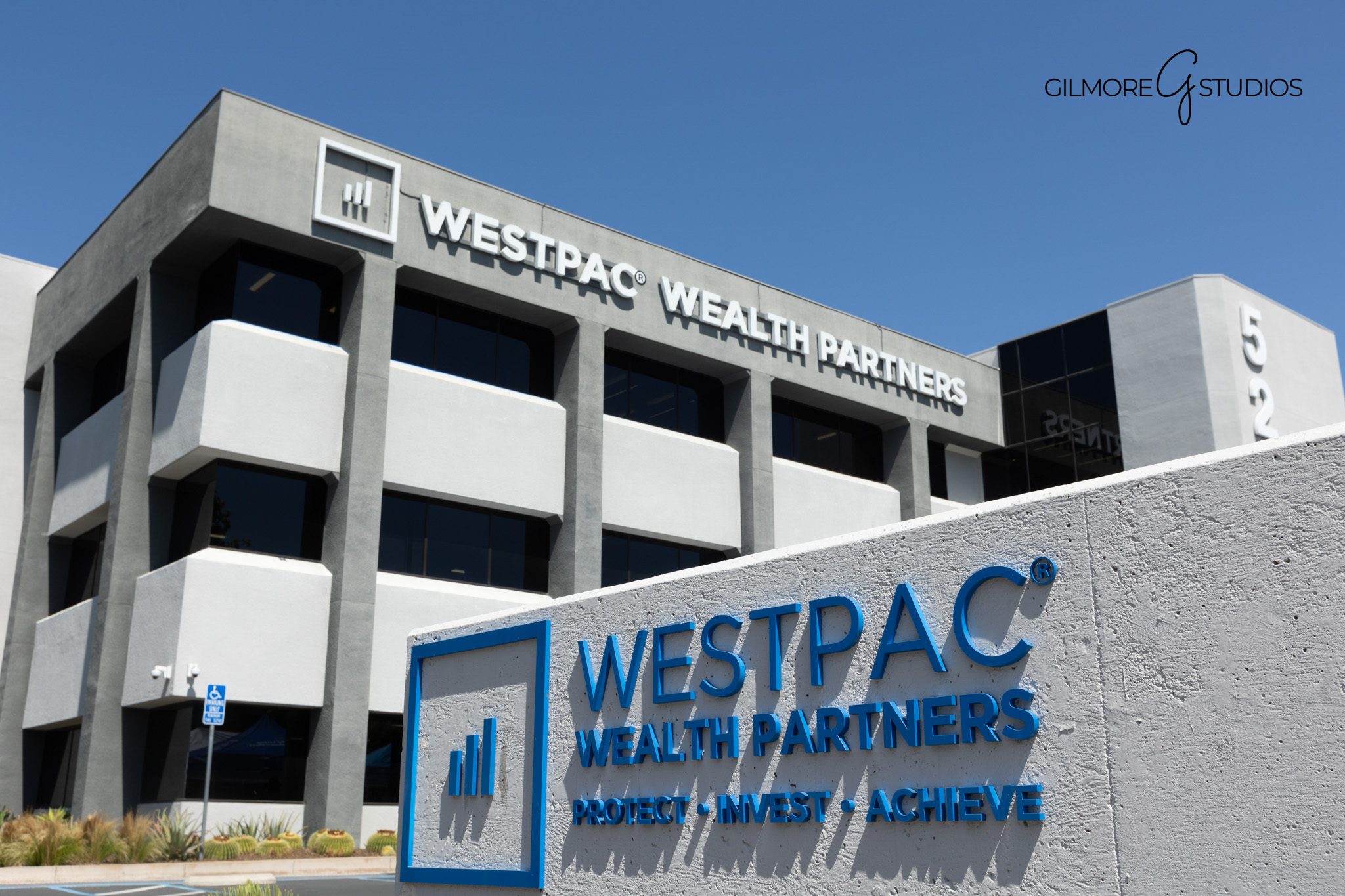 Corporate event photographer in Phoenix Arizona

Leadership conference photography Scottsdale AZ