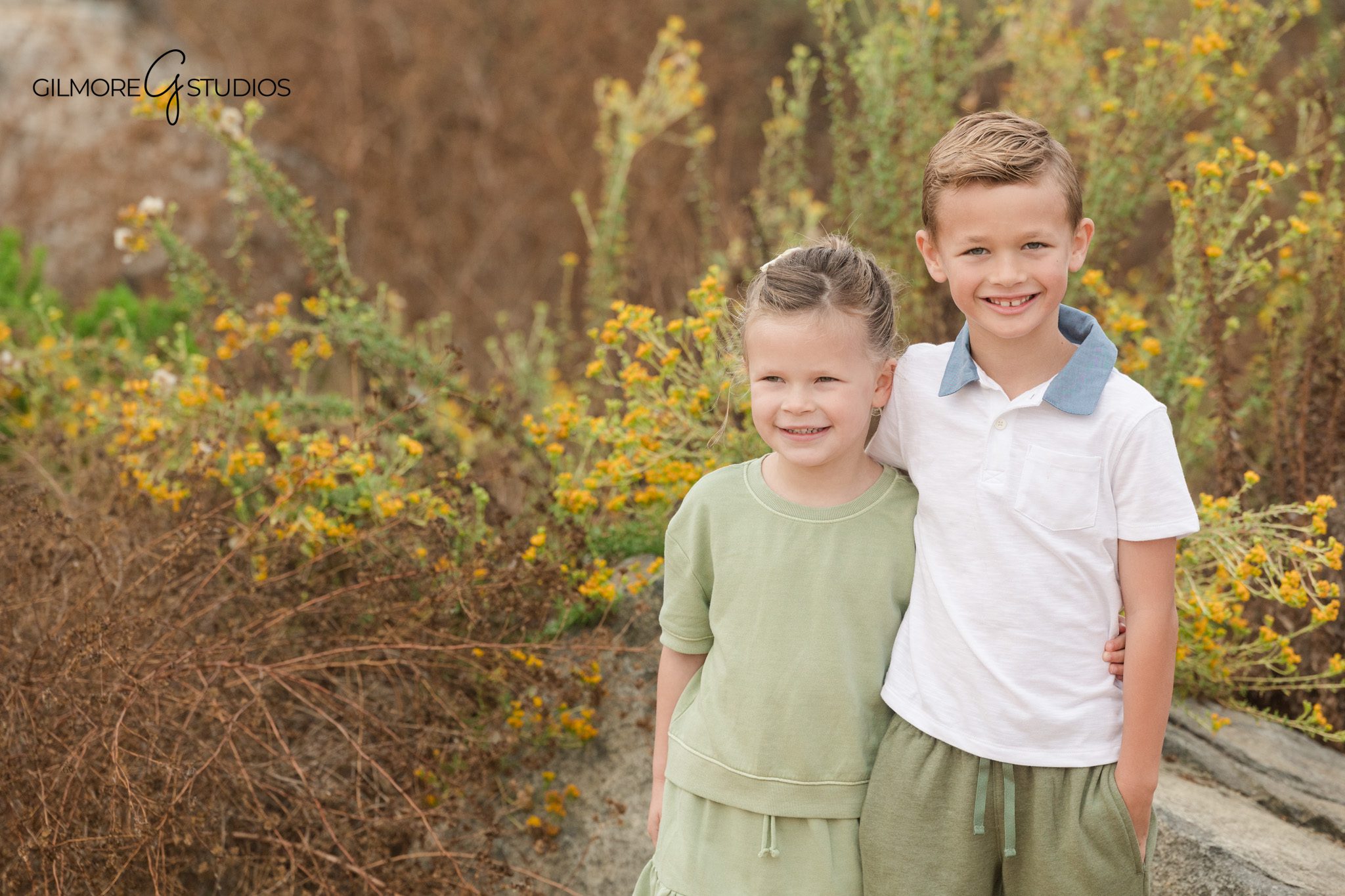 Newport Beach family portrait session Back Bay open field photography

Back Bay Newport Beach professional family portrait photography