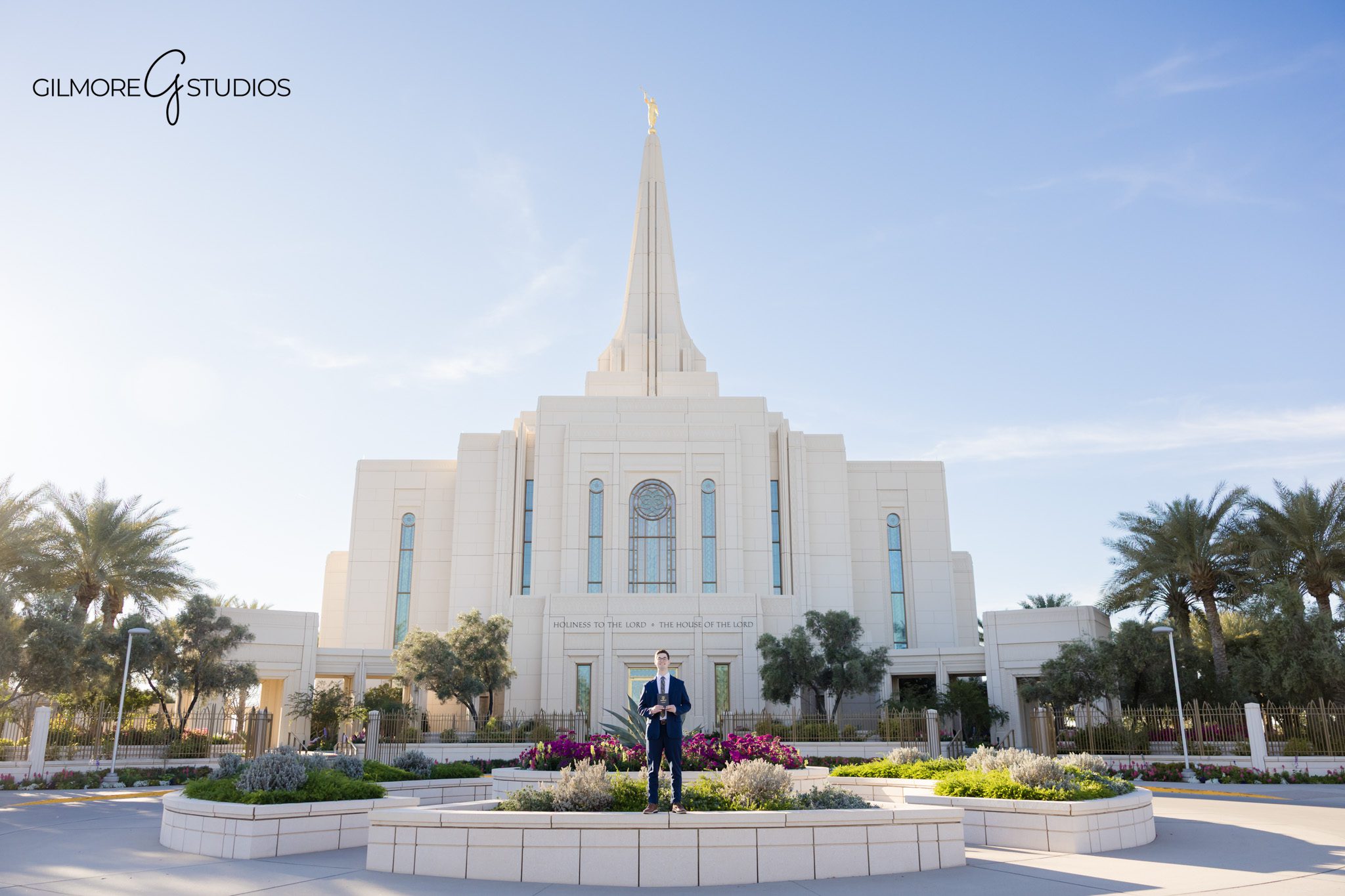 LDS missionary photography Gilbert AZ temple portrait

Gilbert AZ missionary portrait photography golden hour session