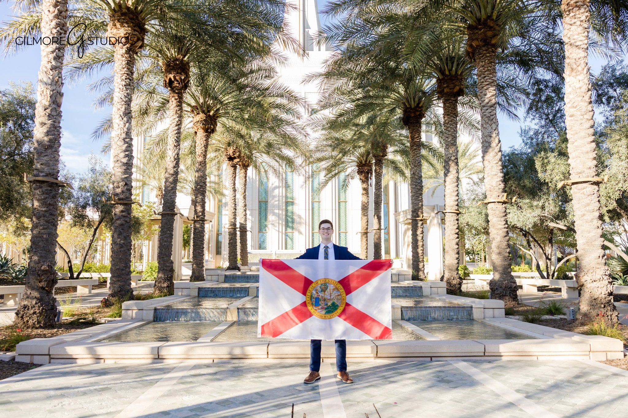 Missionary portrait by Gilbert AZ photographer at Gilbert Temple

LDS missionary photography Gilbert Arizona Temple portrait