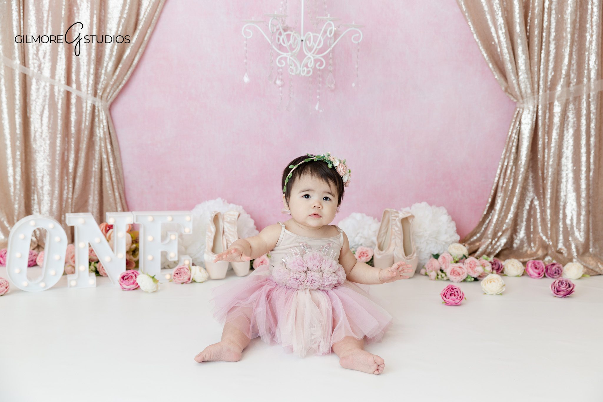 cake smash photographer Newport Beach ballerina theme baby girl portrait photography
first birthday cake smash photography Newport Beach blush pink baby portrait