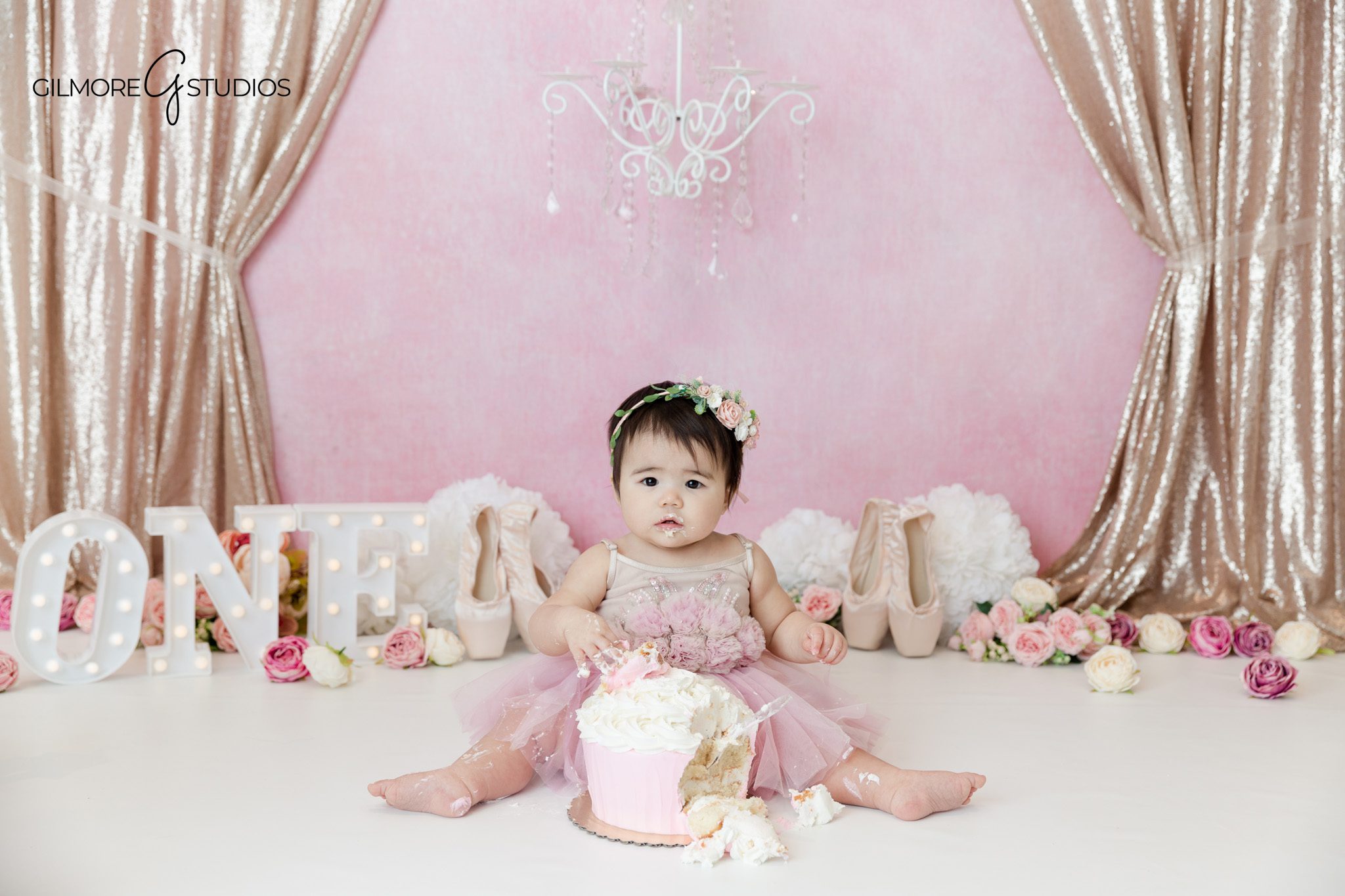 Newport Beach cake smash photographer baby girl first birthday portrait
baby portrait photography cake smash ballerina inspired theme
