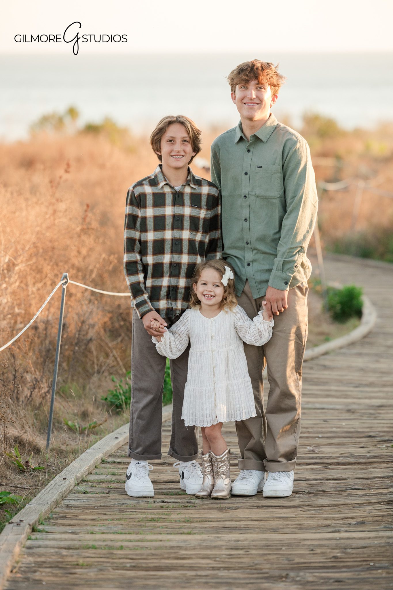 Family photography session along Crystal Cove coastal path

Crystal Cove family portrait photography with ocean view