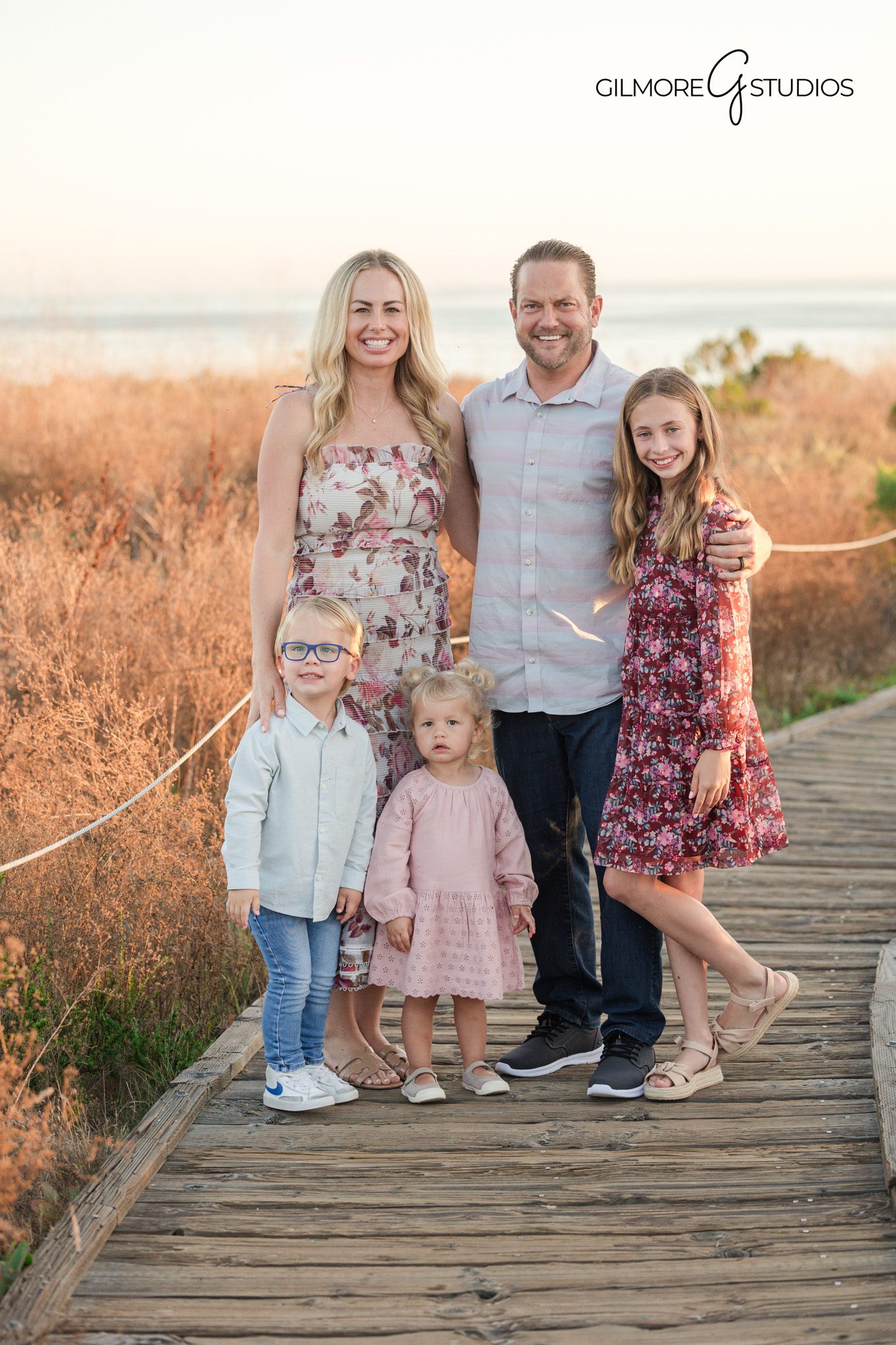 Crystal Cove portrait photographer capturing family connection

Newport Beach family photography session with warm light
