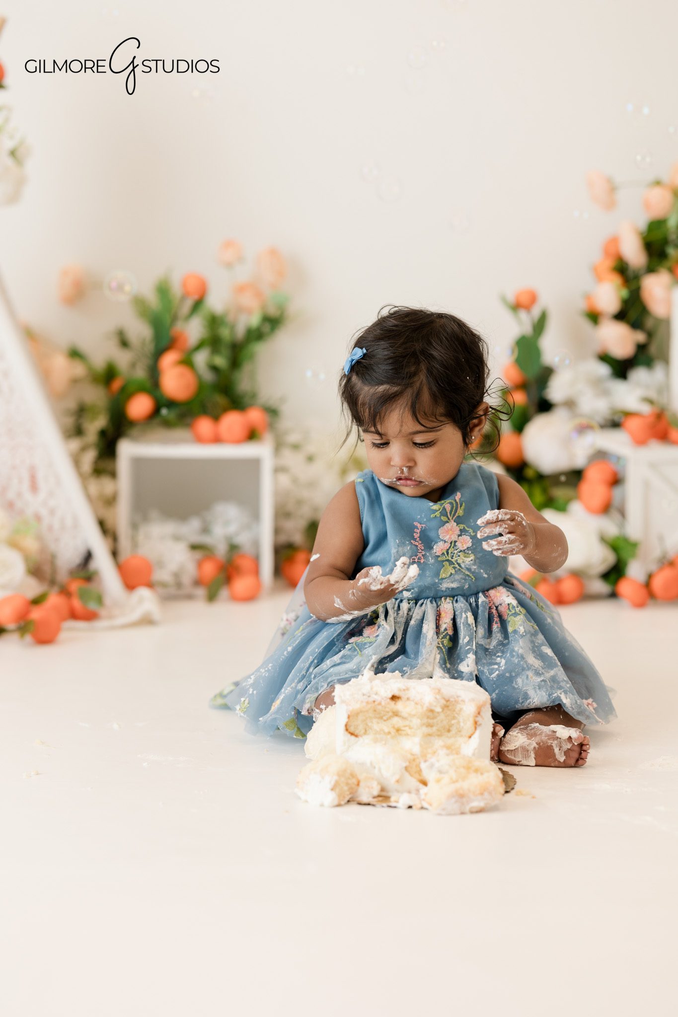 Cake smash portrait photography capturing baby curiosity
Baby portrait photography session celebrating first birthday