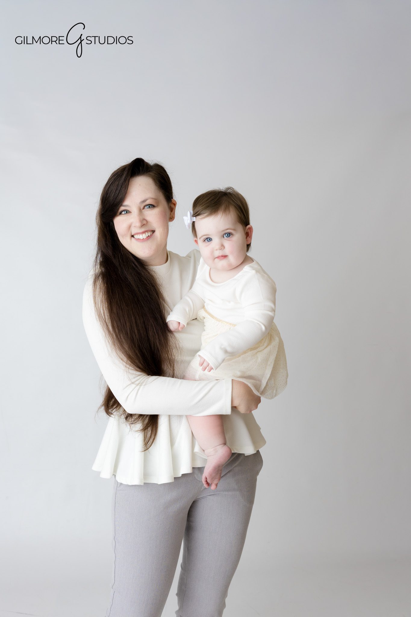 Baby portrait photography session celebrating first birthday

Professional baby photographer capturing birthday milestone portrait