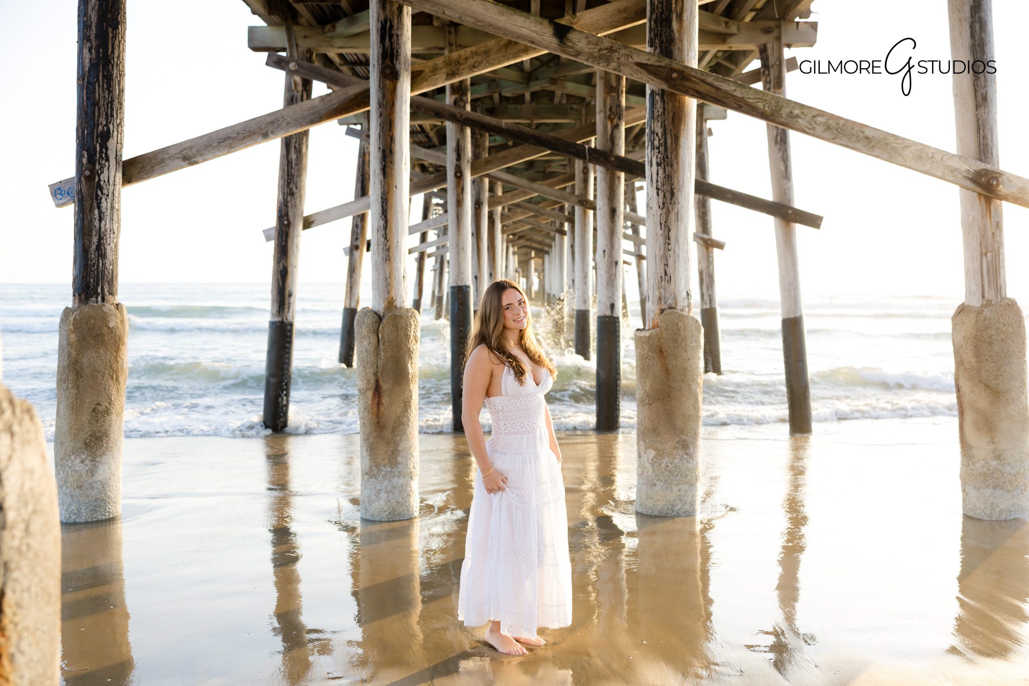 Newport Beach lifestyle photography senior outfit session
beach senior portrait Newport Beach outfit styling photography