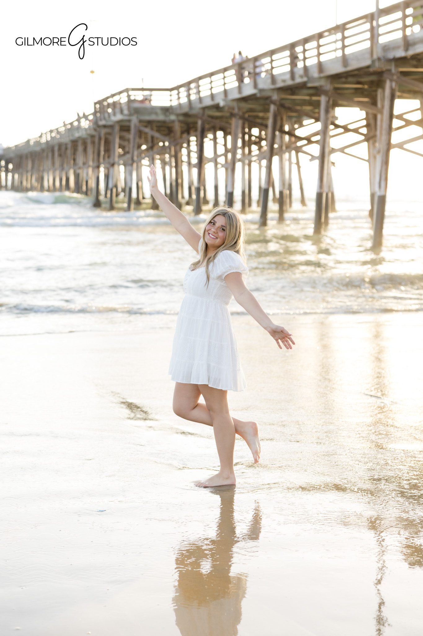 Newport Beach senior photography soft light beach portrait
beach senior photographer Orange County candid portraits