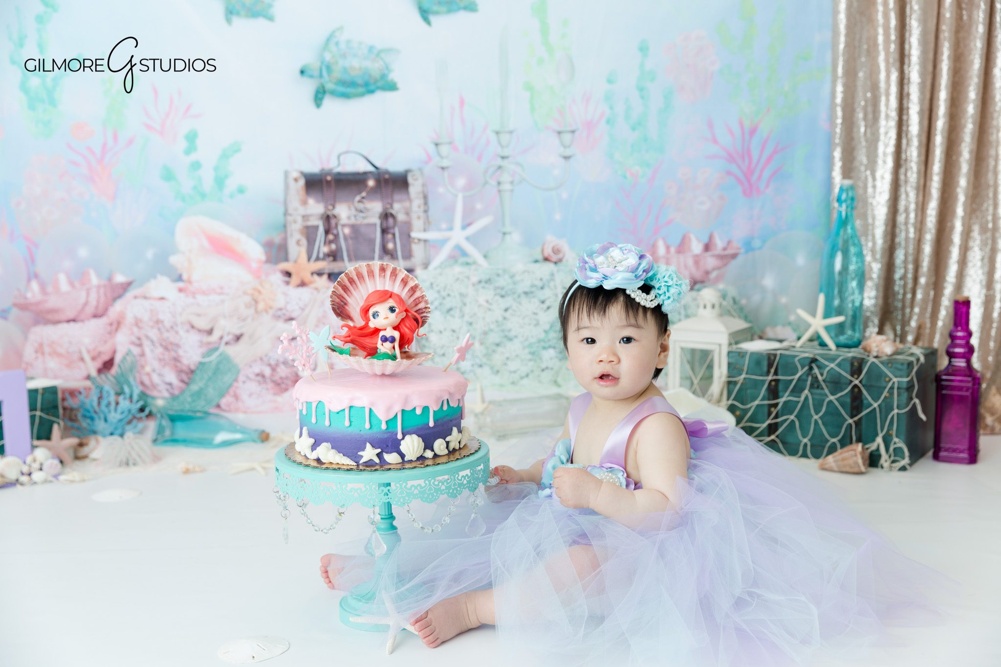 cake smash portrait photographer newport beach studio setup
baby portrait photography first birthday cake smash california