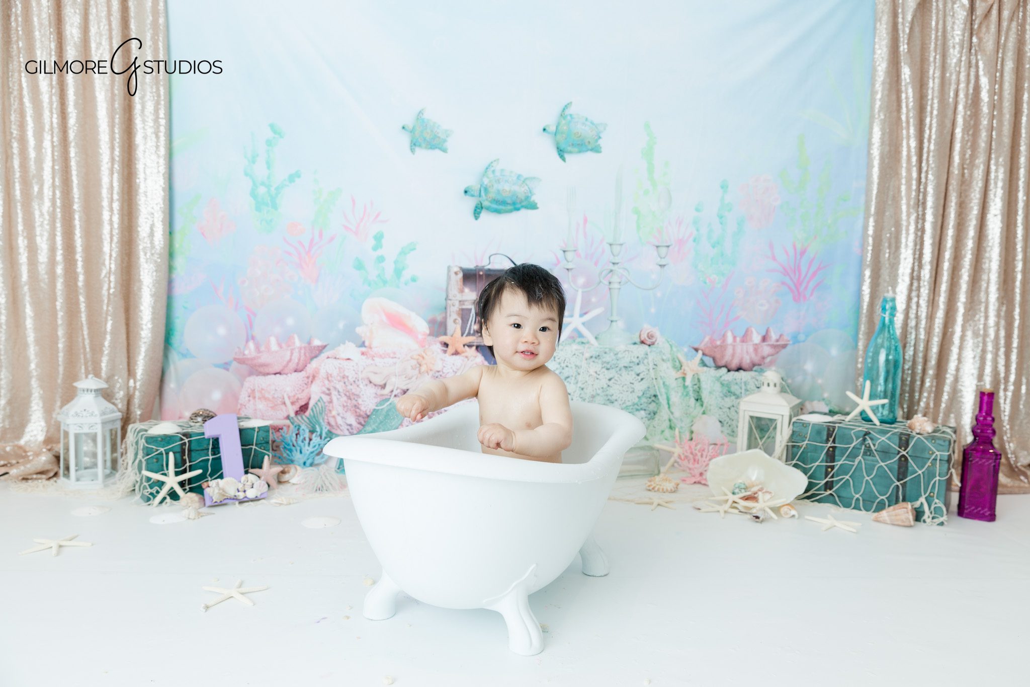 cake smash photographer orange county studio baby girl
baby photography cake smash session pastel colors