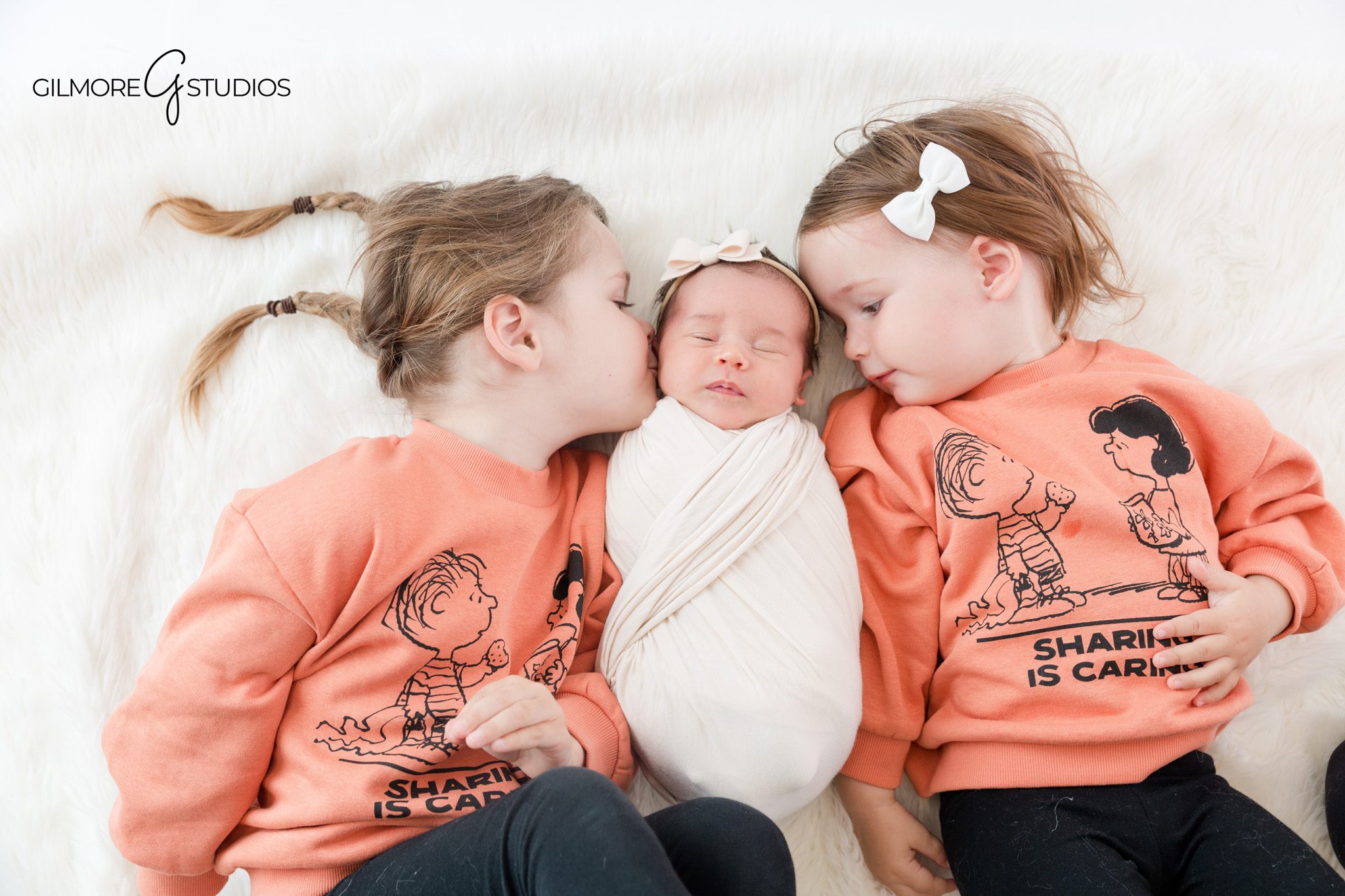 newborn photos with toddler sibling Phoenix, Phoenix baby photographer newborn session
