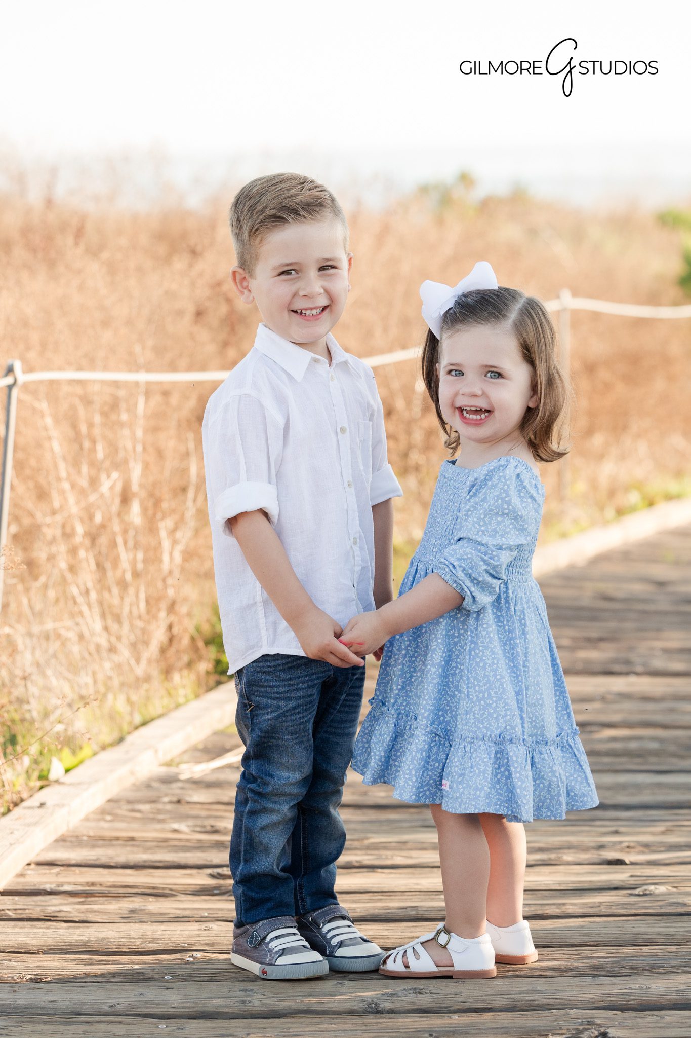 crystal cove lifestyle photography family, coastal family photographer candid moments