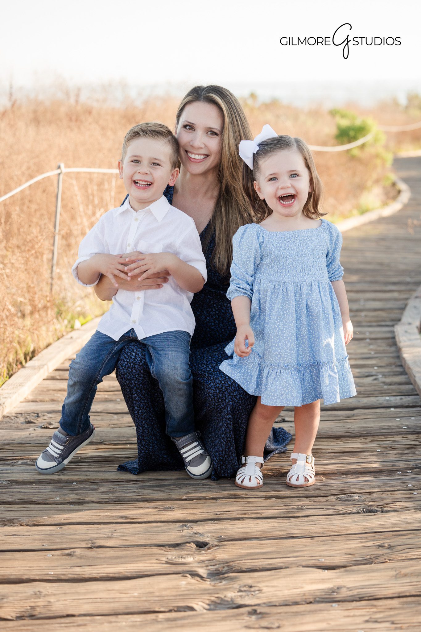 beach family portrait photographer california, coastal lifestyle family photography