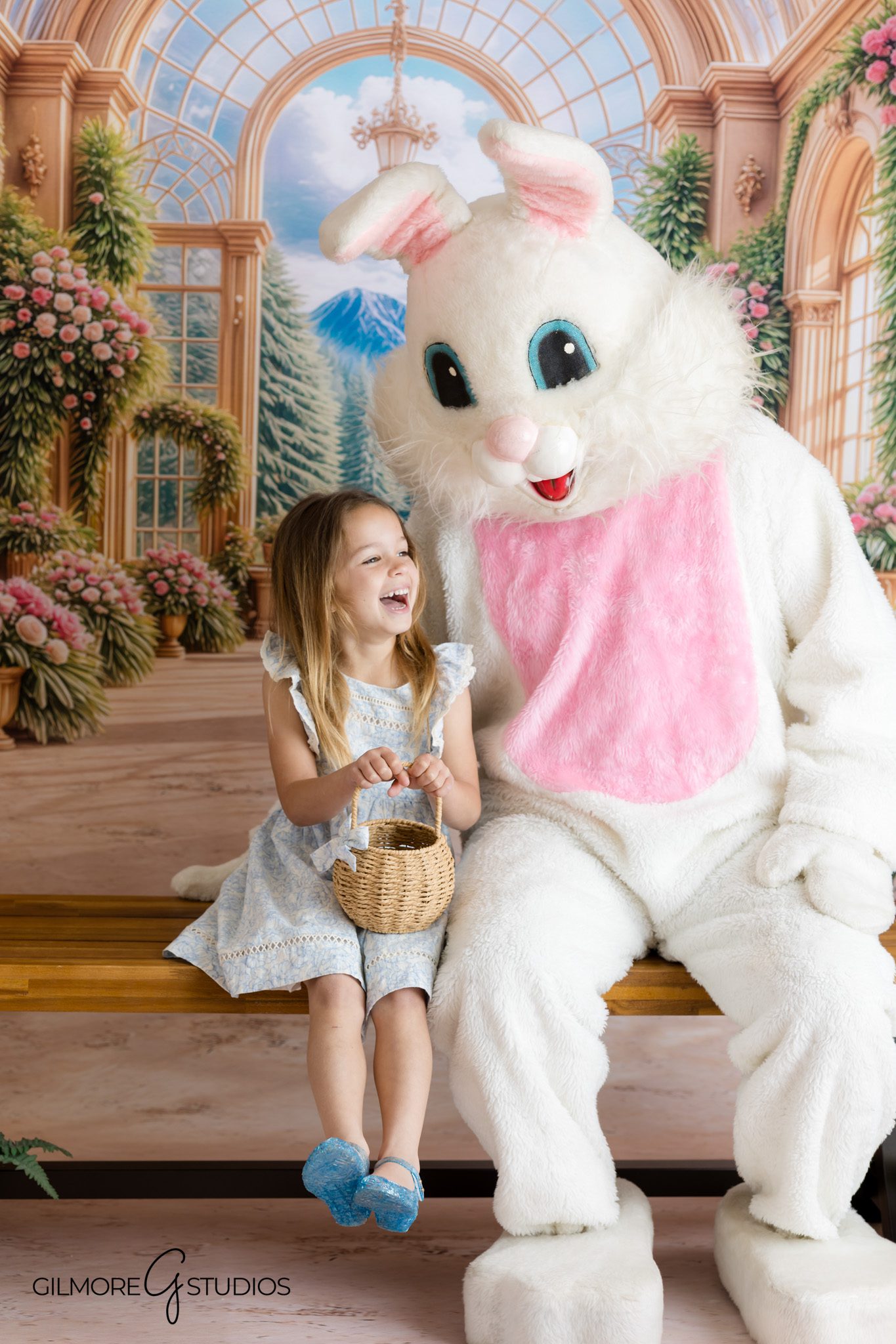 spring family photography Newport Beach Easter mini portrait session
Newport Beach family photographer Easter bunny portrait photography