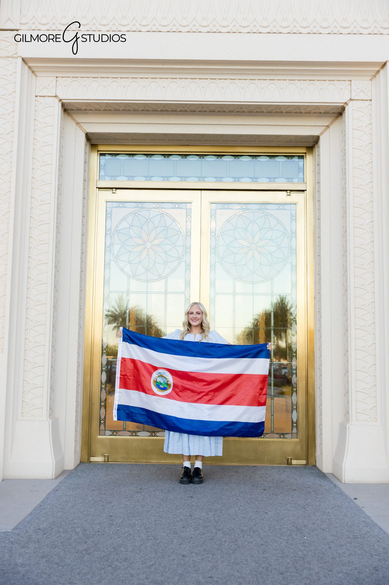 LDS missionary photography Arizona greenery portrait female smiling | Arizona greenery missionary portrait