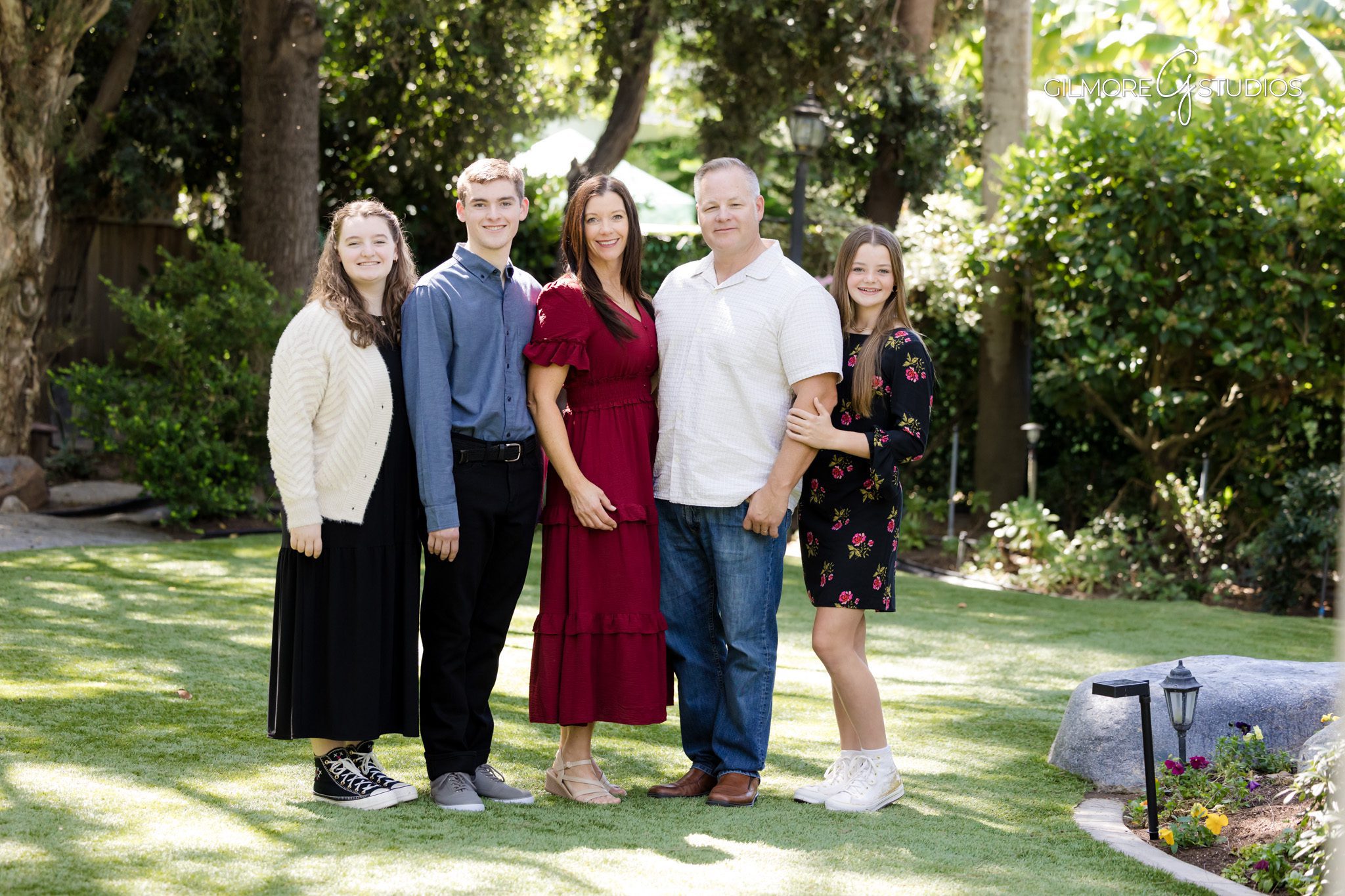 Gilbert AZ lifestyle family photographer candid moments

Family laughing candid portrait Gilbert AZ session