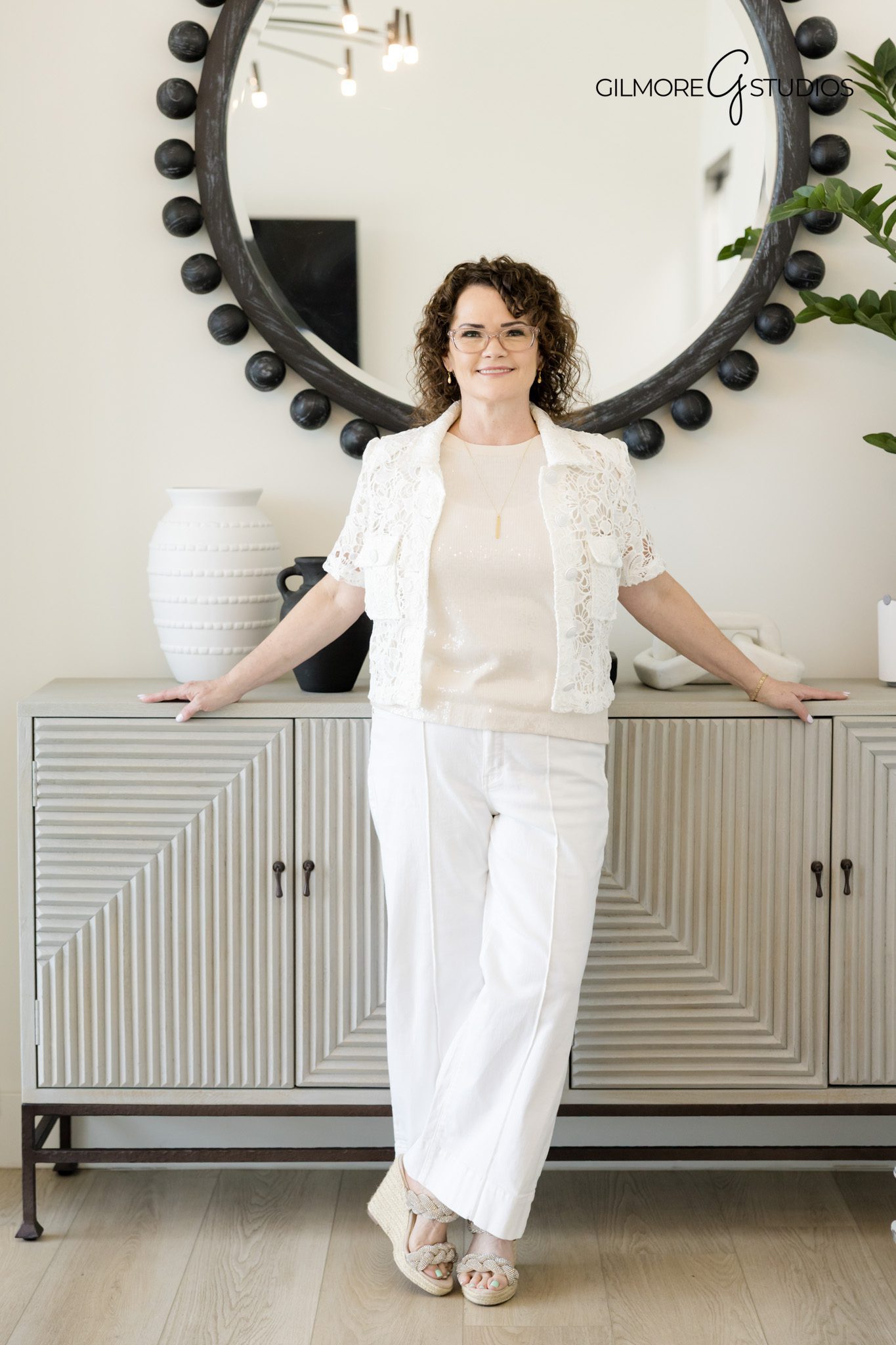 Female entrepreneur branding session Gilbert AZ
Skincare clinic branding portraits Arizona