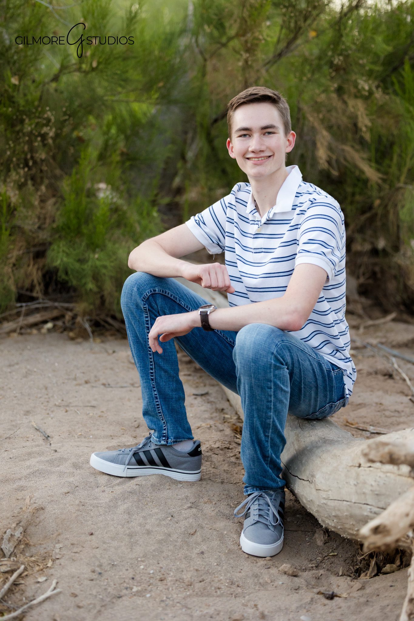 Outdoor senior portraits Queen Creek
Arizona senior portrait photographer